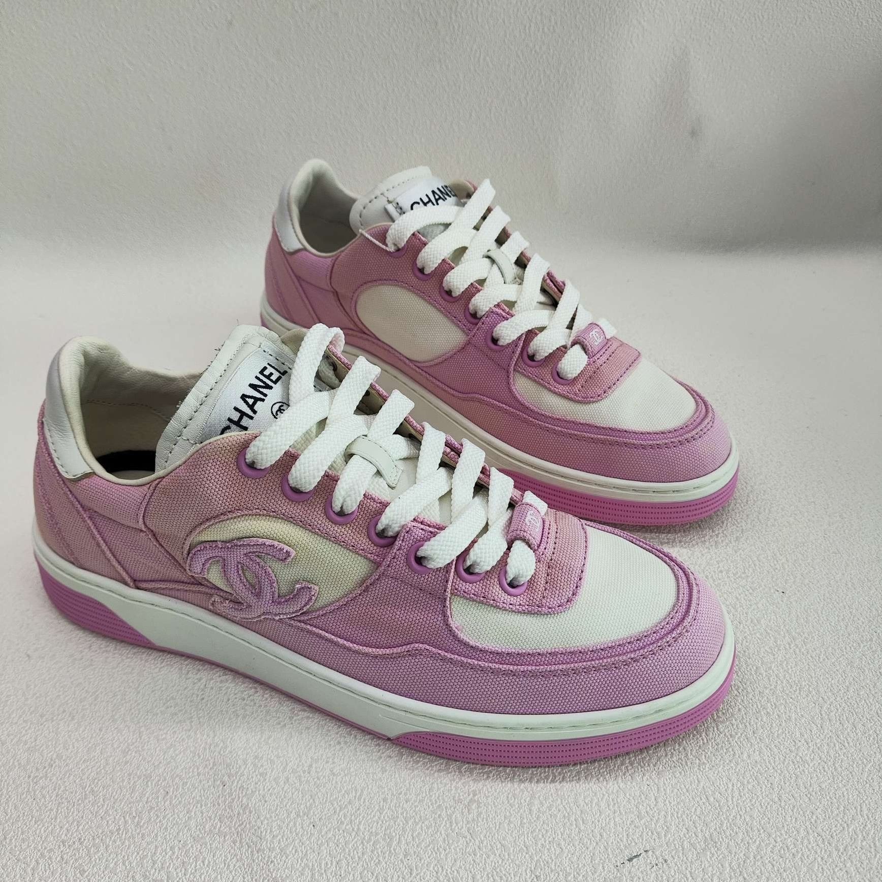 Chanel Chanel Pink Canvas Low-Top Sneakers Size 36 Size US 6 / IT 36 - 4 Thumbnail