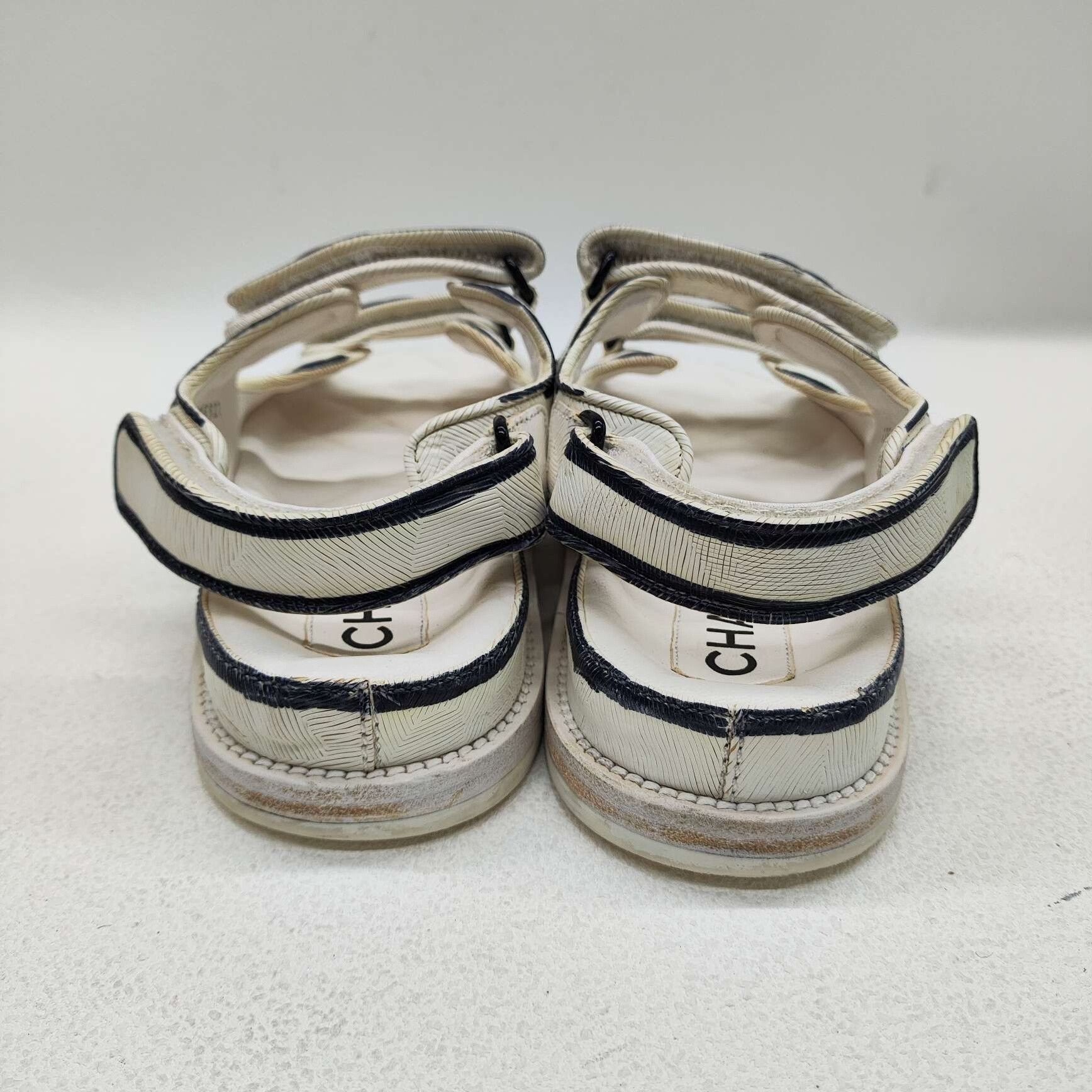Chanel Chanel CC Logo Velcro Sandals Size 36.5 Size US 6.5 / IT 36.5 - 6 Thumbnail