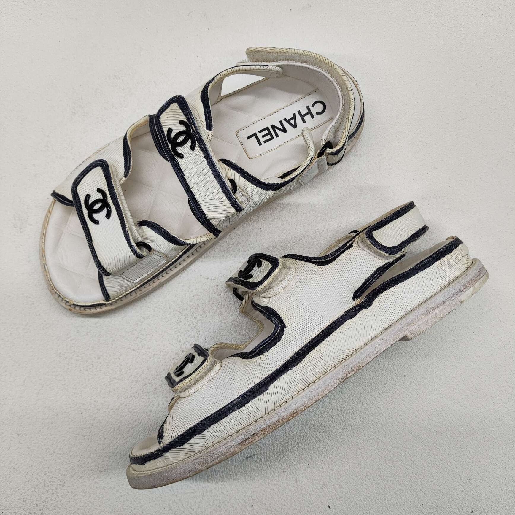 Chanel Chanel CC Logo Velcro Sandals Size 36.5 Size US 6.5 / IT 36.5 - 9 Thumbnail