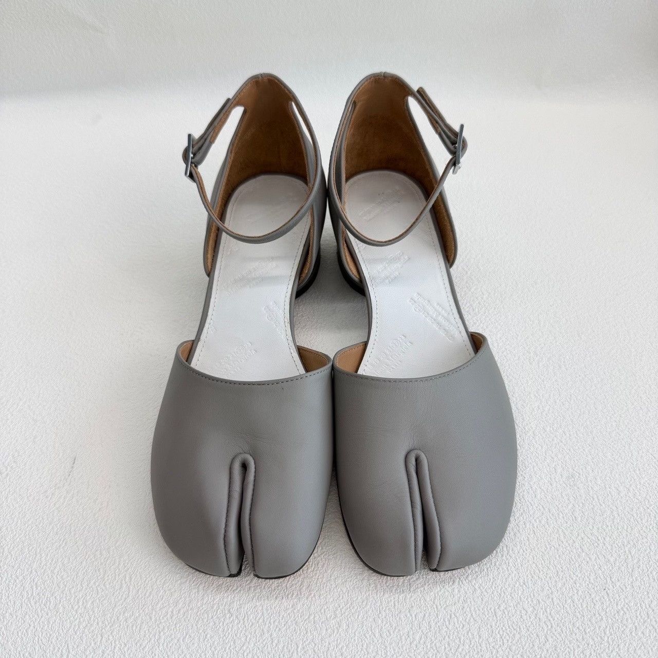 Maison Margiela Maison Margiela Tabi Grey Strap Heels Size 36 Size US 6 / IT 36 - 3 Thumbnail