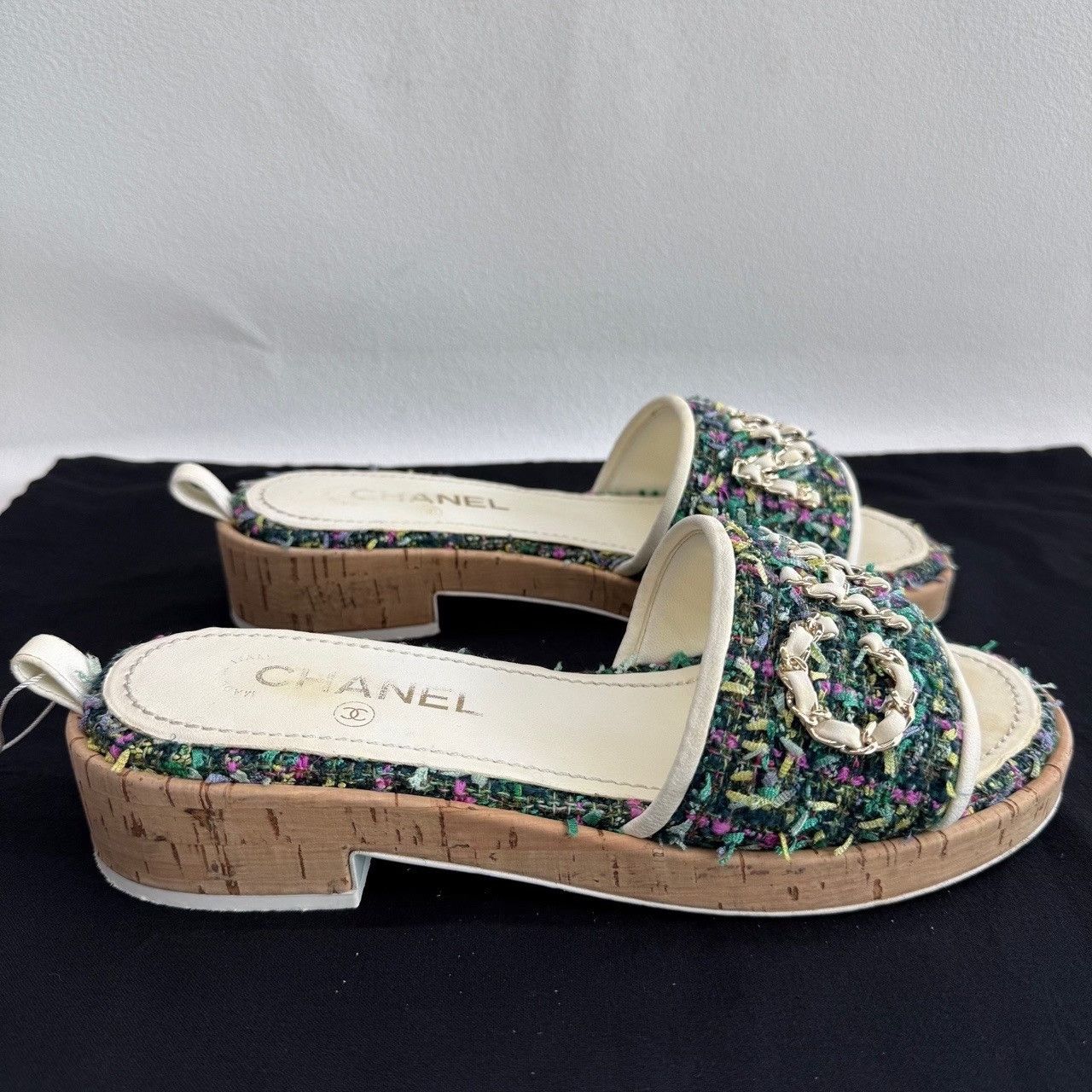 Chanel Chanel Tweed Logo Slides Size 38 Size US 8 / IT 38 - 5 Thumbnail
