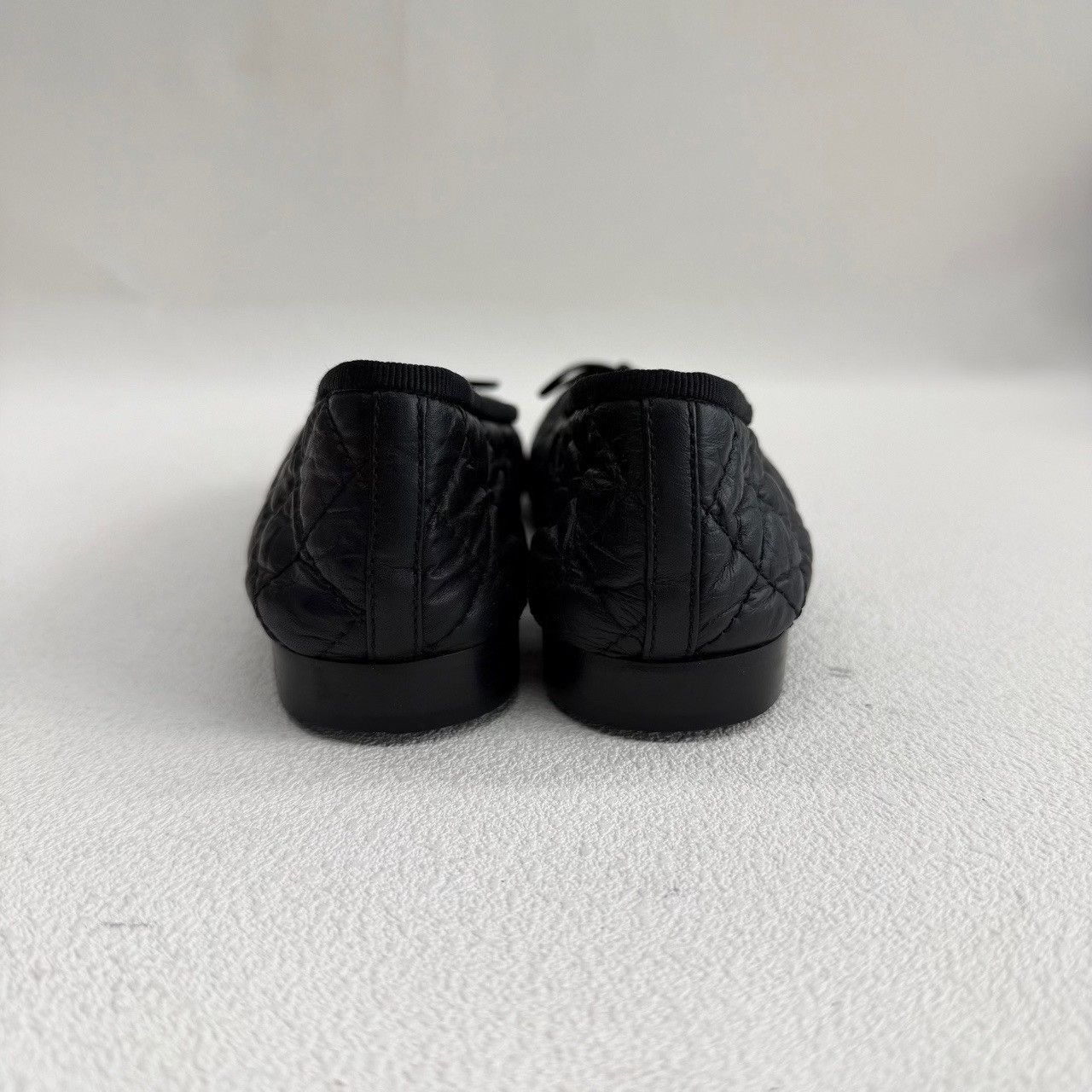 Chanel Chanel Quilted Leather Ballet Flats Size 35 Size US 5 / IT 35 - 6 Thumbnail