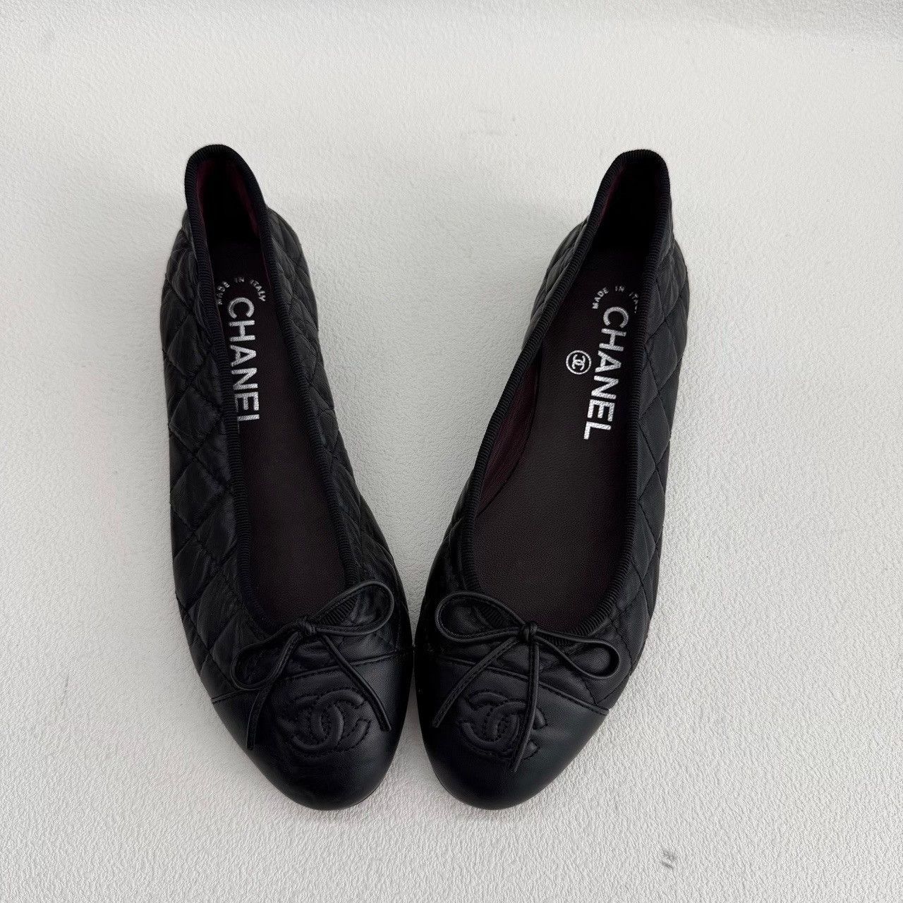 Chanel Chanel Quilted Leather Ballet Flats Size 35 Size US 5 / IT 35 - 9 Thumbnail
