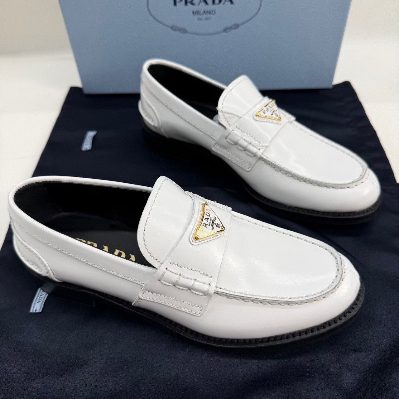 Prada Prada Triangle Logo Loafers Size 36 Size US 6 / IT 36 - 4 Thumbnail