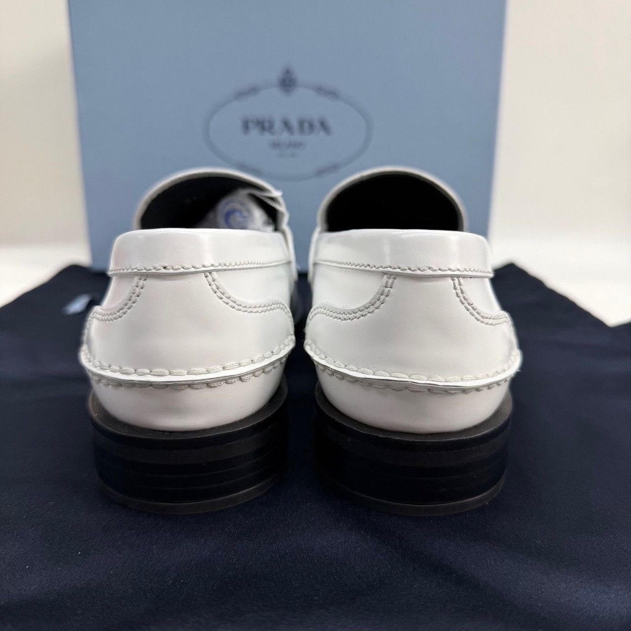 Prada Prada Triangle Logo Loafers Size 36 Size US 6 / IT 36 - 6 Thumbnail