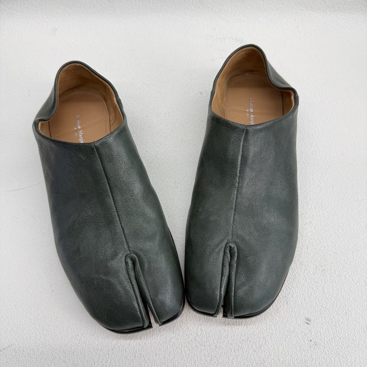 Maison Margiela Maison Margiela Tabi Leather Slip Ons Size 7 Size US 7 / EU 40 - 10 Thumbnail