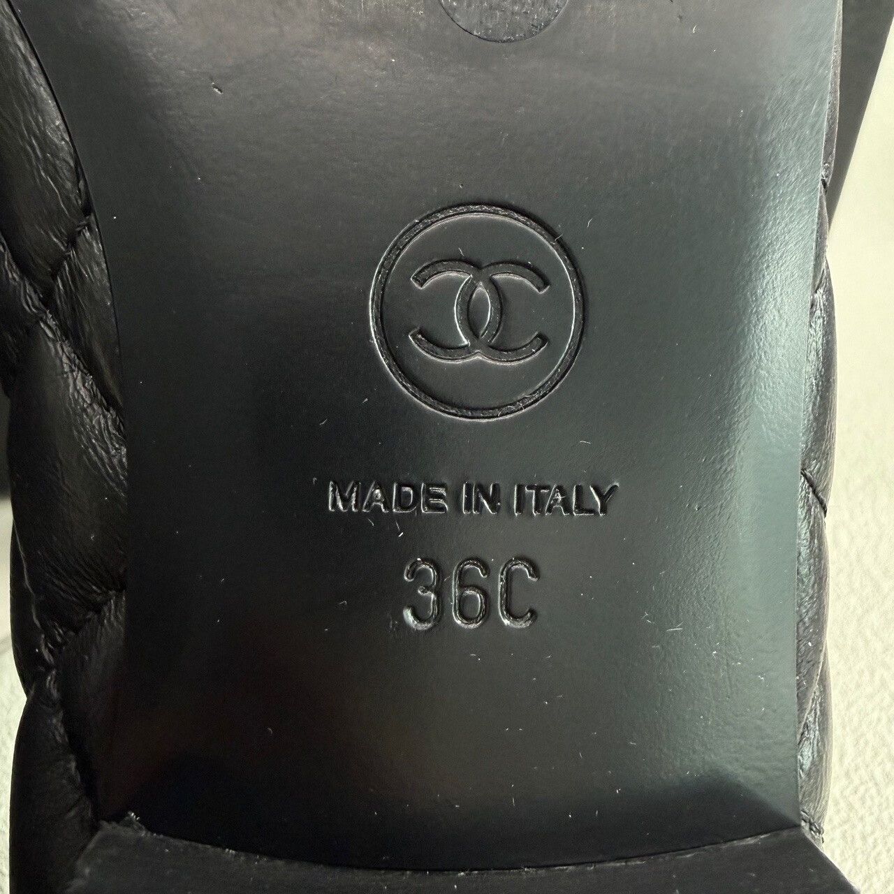 Chanel Chanel Quilted Bow Ballet Flats Size 36 Size US 6 / IT 36 - 10 Thumbnail