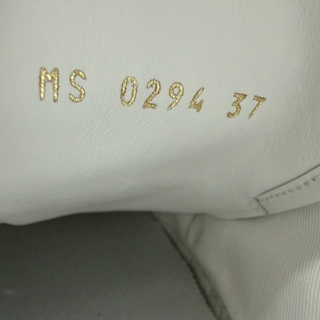 Louis Vuitton Louis Vuitton Denim Monogram Sneakers Size 37 Size US 7 / IT 37 - 7 Thumbnail