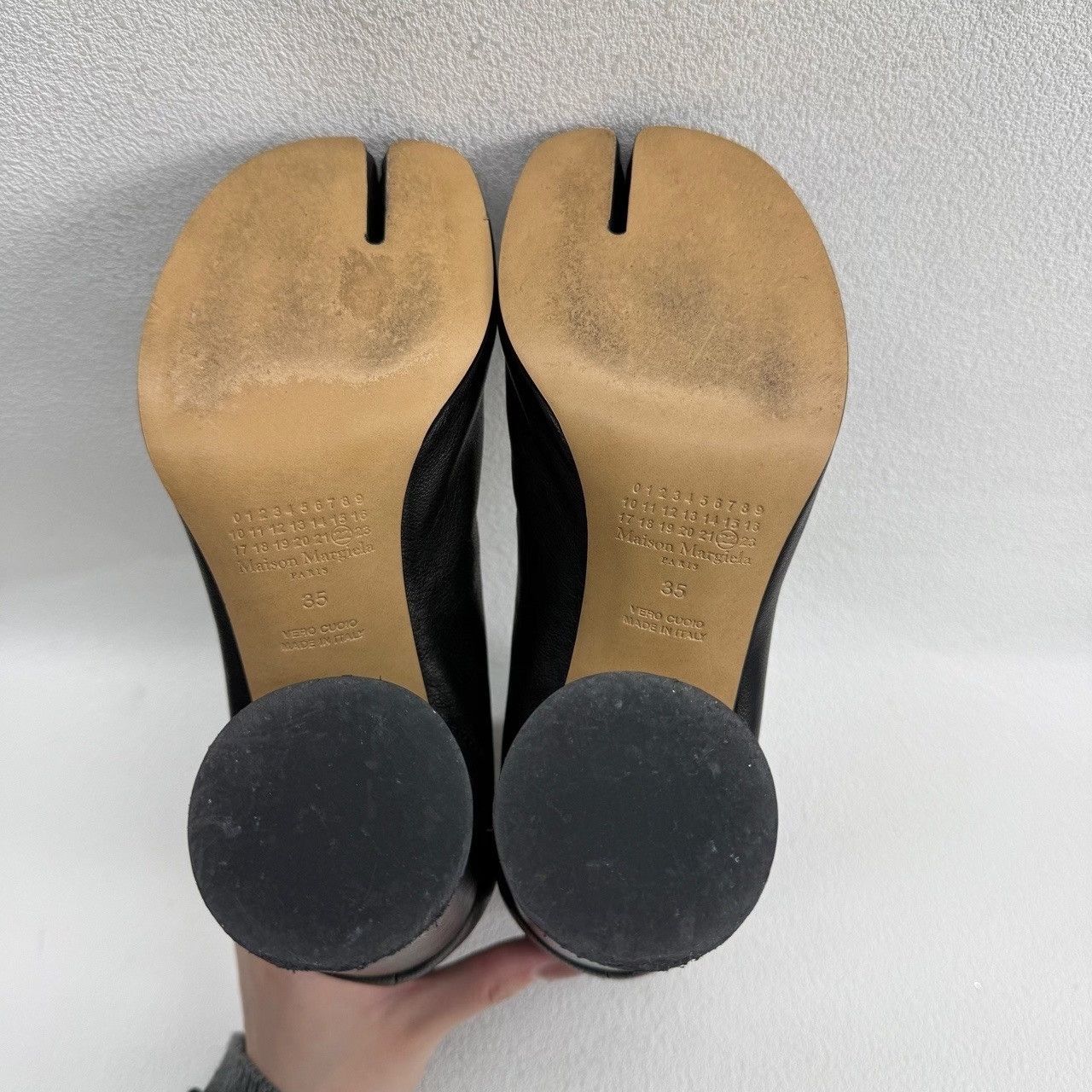 Maison Margiela Maison Margiela Black Leather Tabi Boots Size 35 Size US 5 / IT 35 - 7 Thumbnail