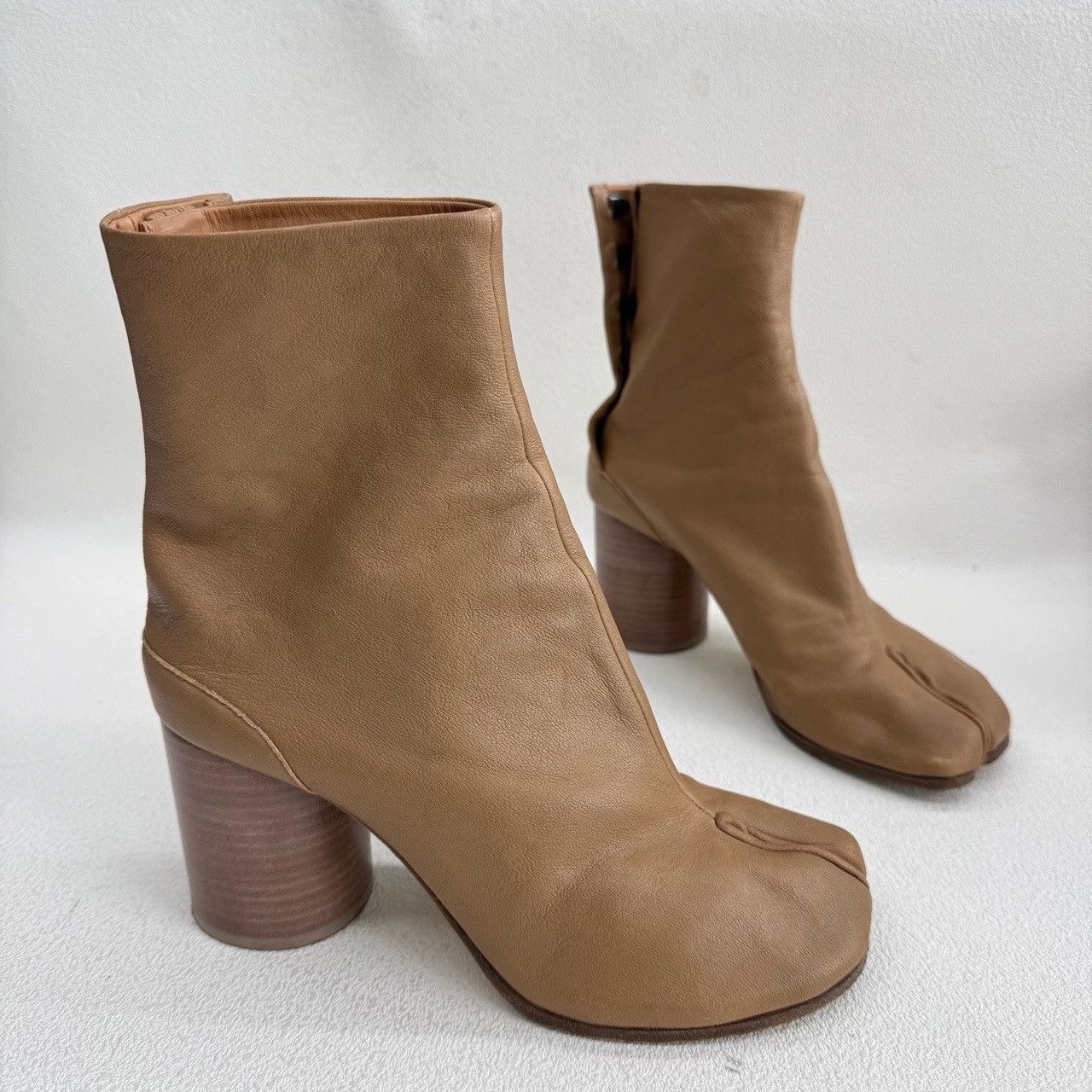 Maison Margiela Maison Margiela Tabi Boots Size 37 Size US 7 / IT 37 - 4 Thumbnail