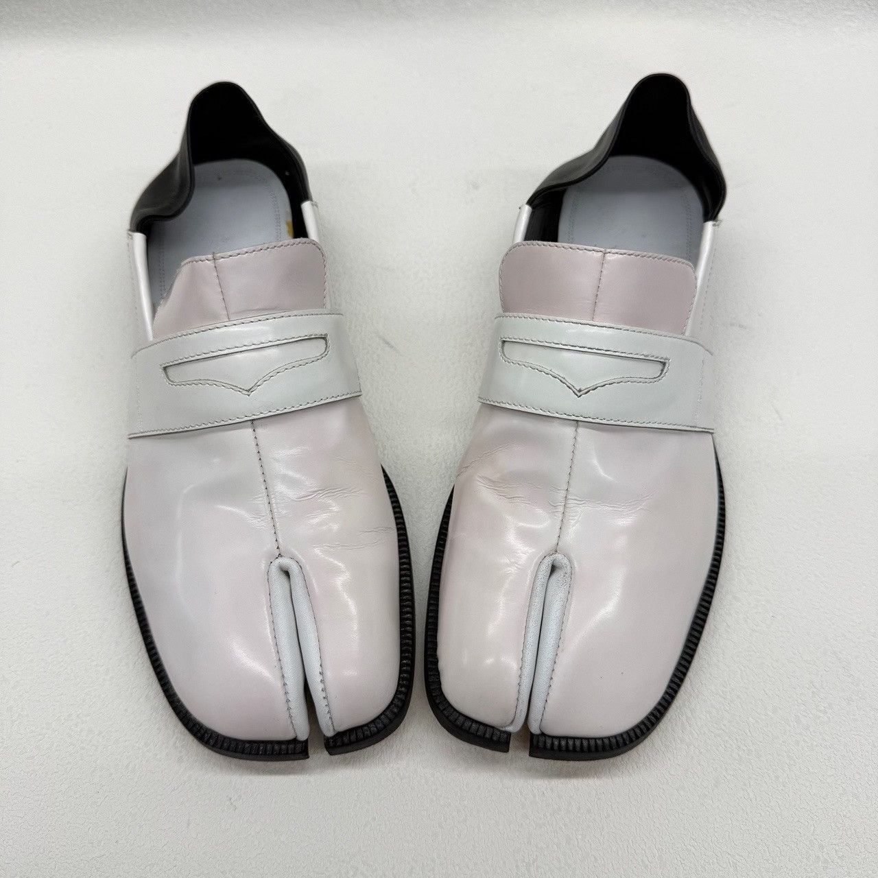 Maison Margiela Maison Margiela Tabi Slip On Loafers Size 37 Size US 7 / IT 37 - 10 Thumbnail