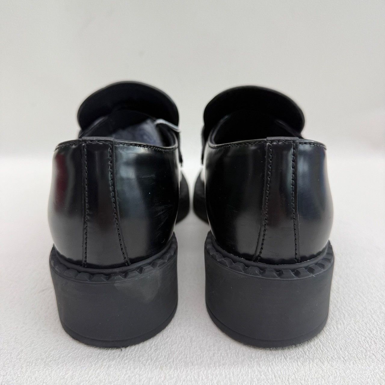 Prada Prada Triangle Logo Leather Loafers Size 35 Size US 5 / IT 35 - 6 Thumbnail