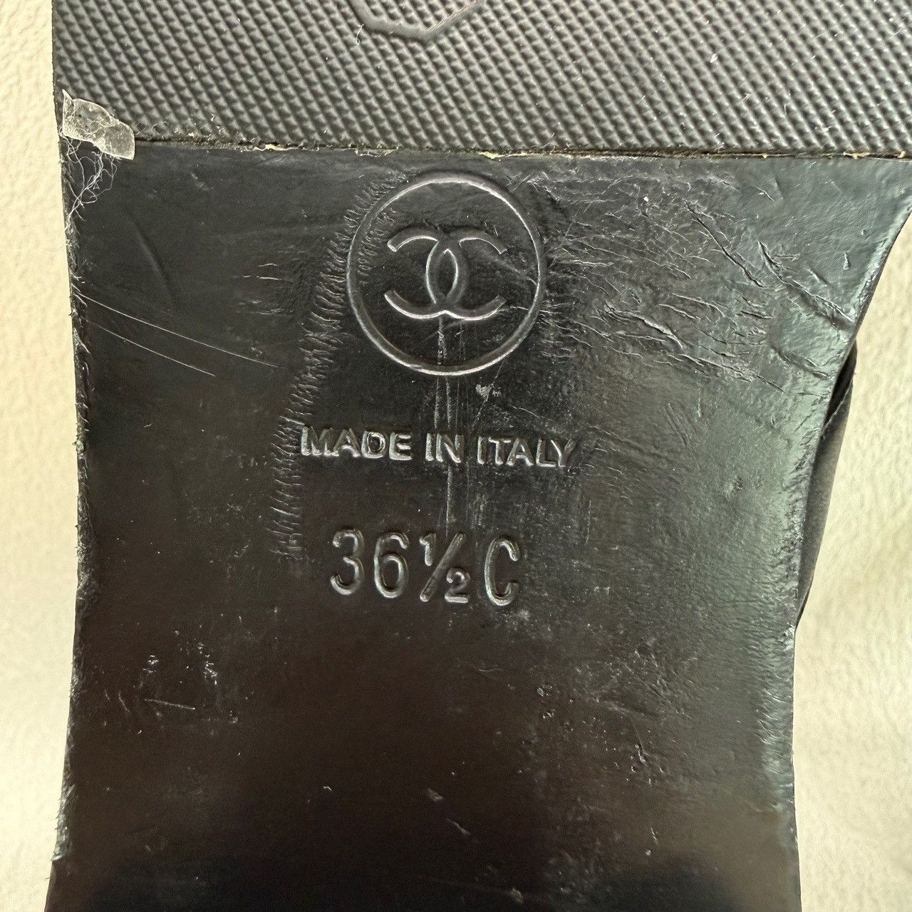 Chanel Chanel CC Logo Mary Jane Flats Black Size 36.5 Size US 6.5 / IT 36.5 - 9 Thumbnail