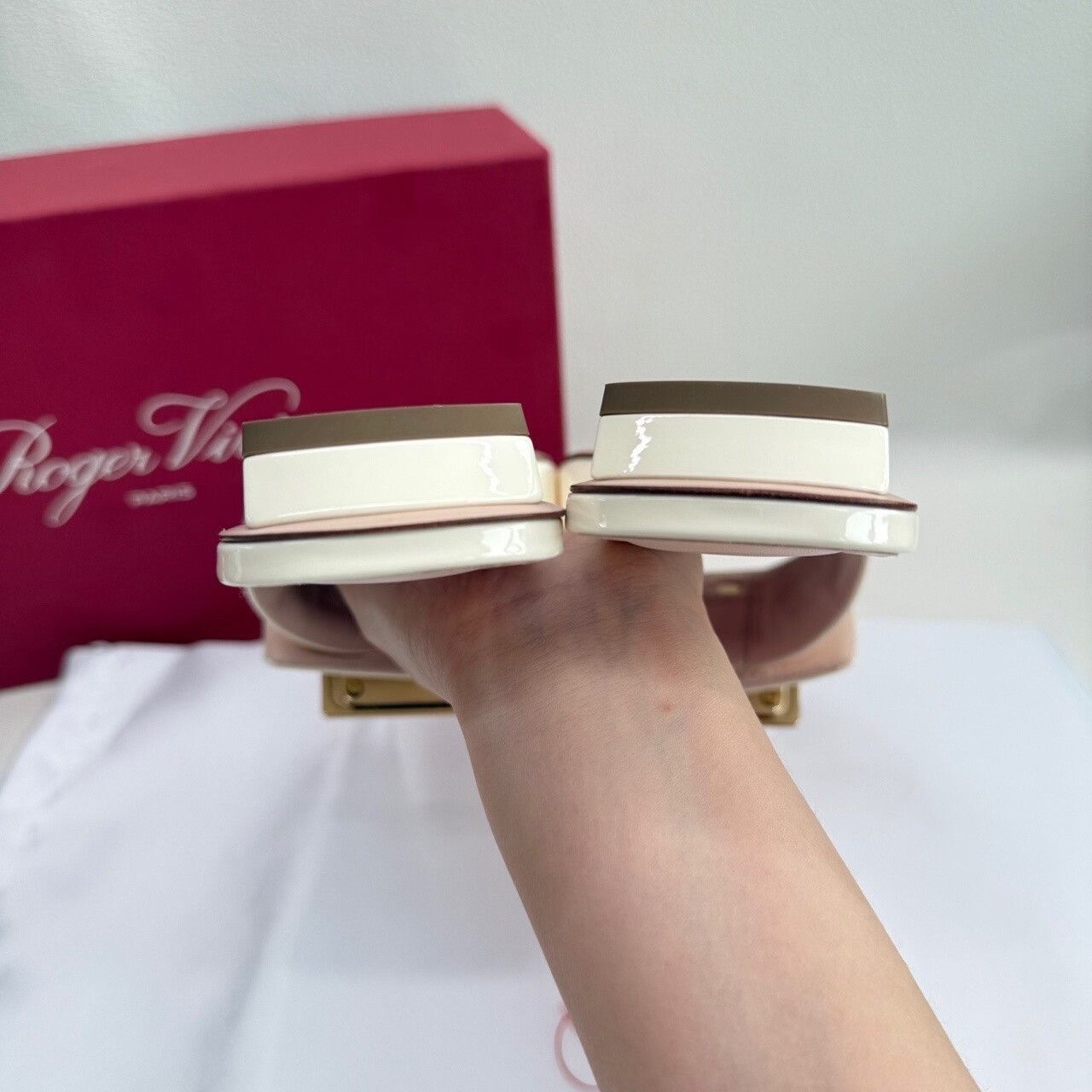 Roger Vivier Roger Vivier Square Buckle Sandals Size 35 Size US 5 / IT 35 - 8 Thumbnail