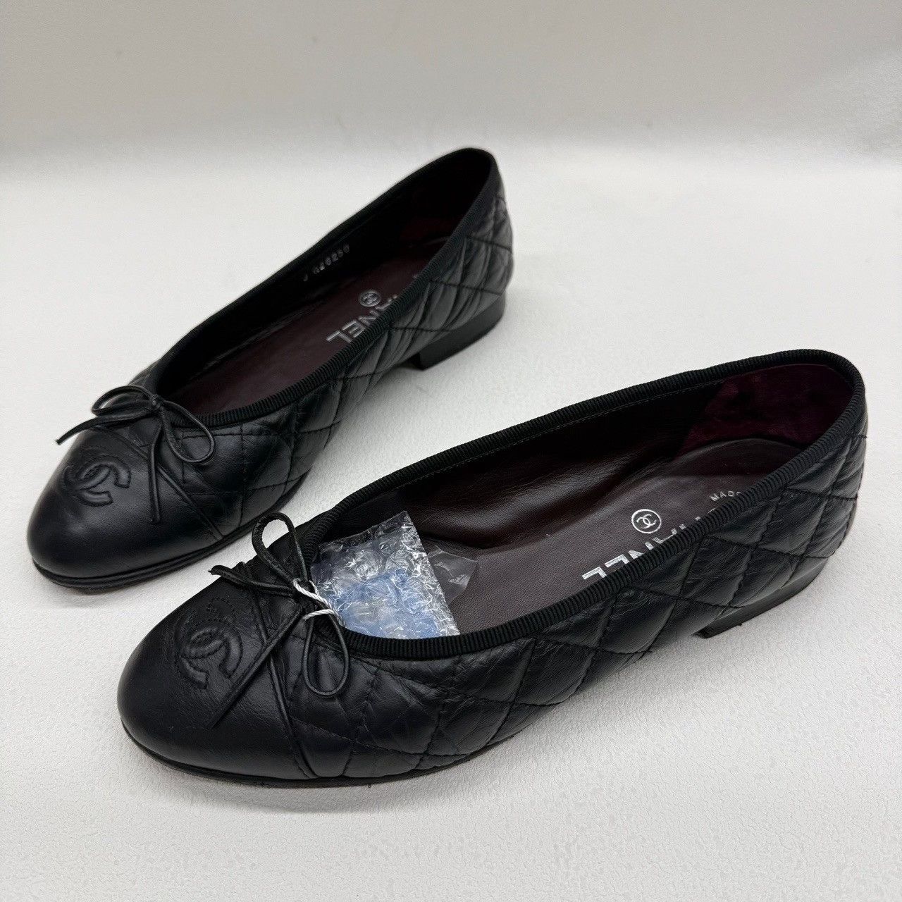 Chanel Chanel Quilted Ballet Flats Size 36.5 Size US 6.5 / IT 36.5 - 2 Thumbnail