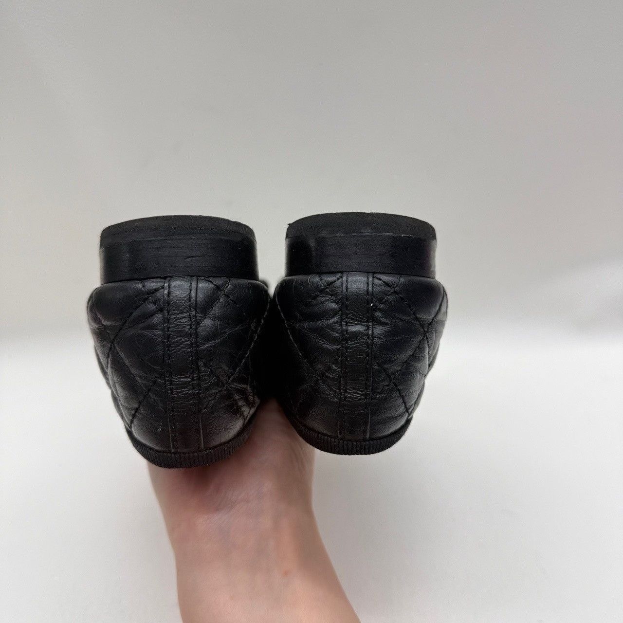 Chanel Chanel Quilted Ballet Flats Size 36.5 Size US 6.5 / IT 36.5 - 7 Thumbnail