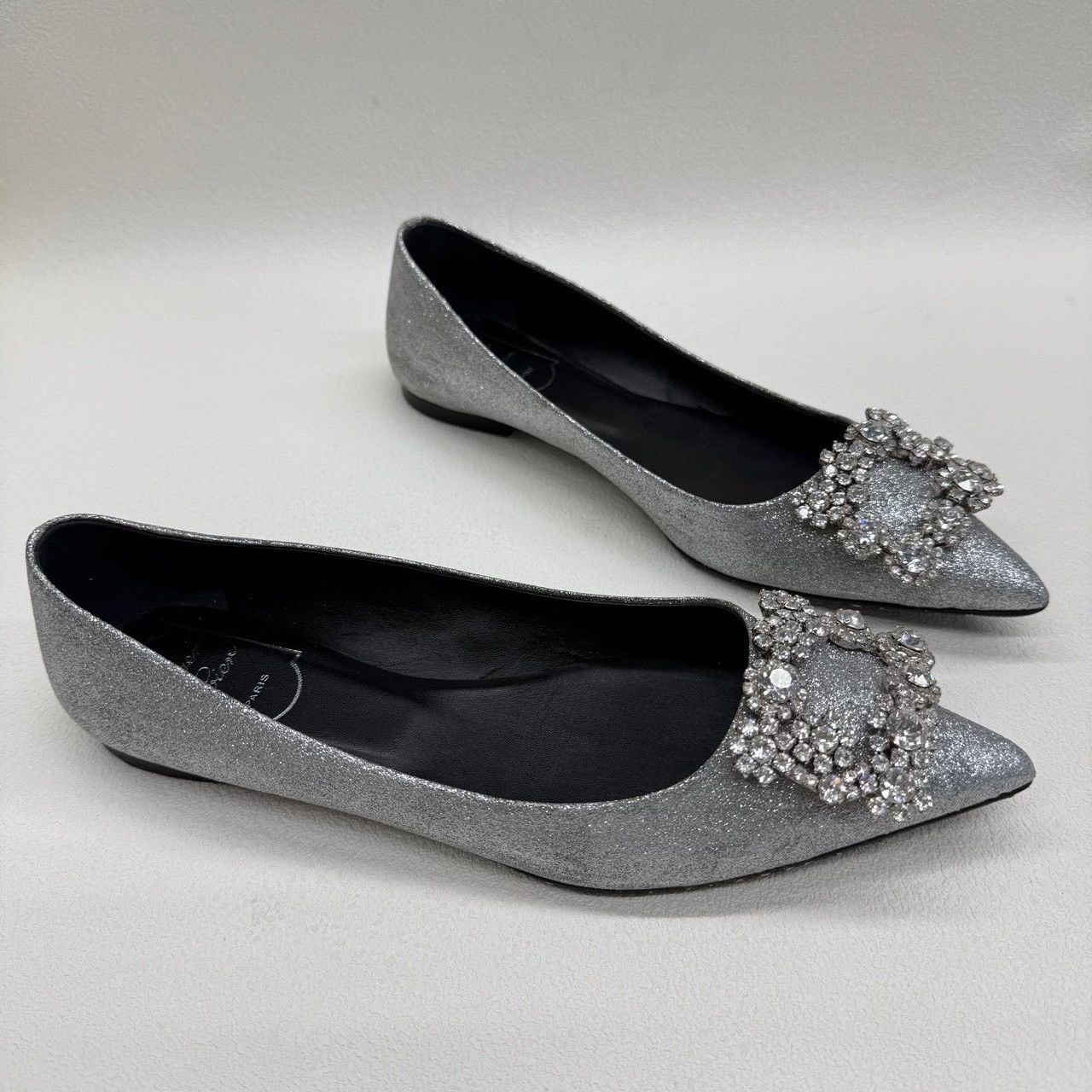 Roger Vivier Roger Vivier Glitter Crystal Buckle Flats Size 37 Size US 7 / IT 37 - 4 Thumbnail