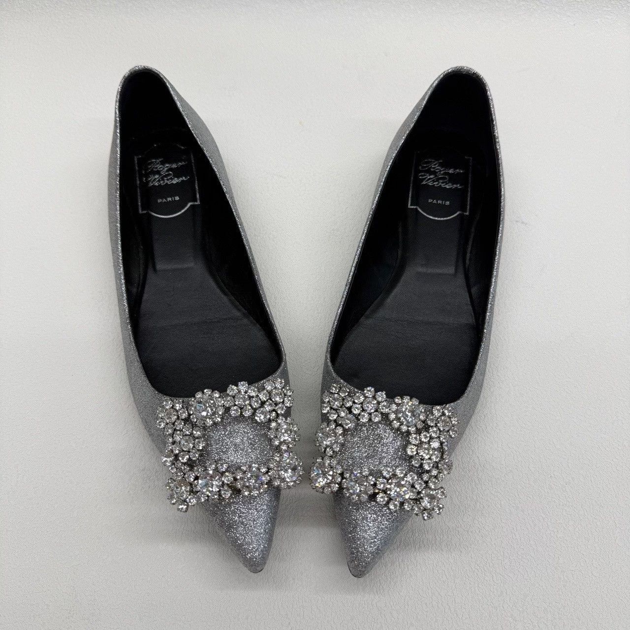Roger Vivier Roger Vivier Glitter Crystal Buckle Flats Size 37 Size US 7 / IT 37 - 10 Thumbnail
