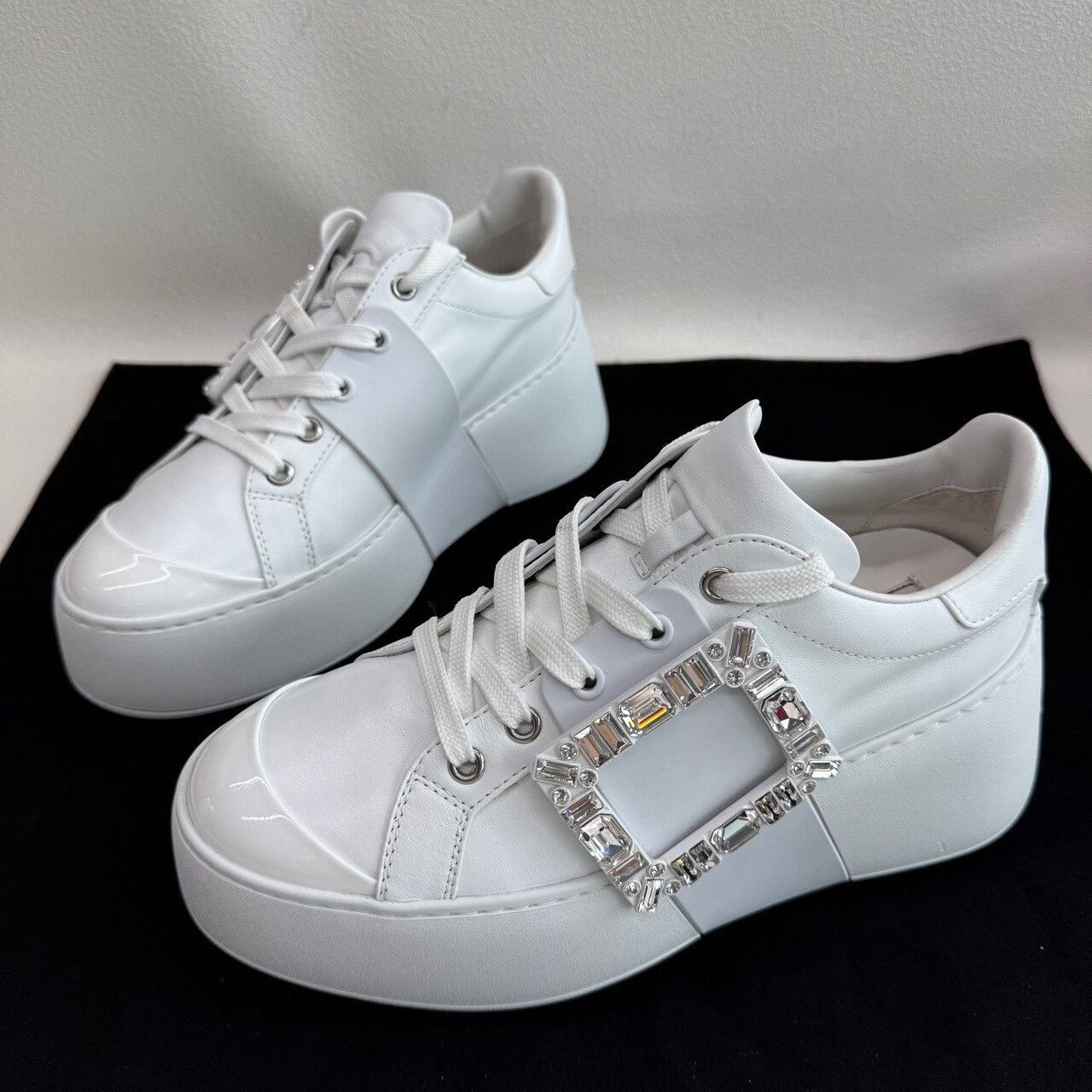 Roger Vivier Roger Vivier Viv' Skate Crystal Buckle Sneakers Size 36.5 Size US 6.5 / IT 36.5 - 2 Thumbnail