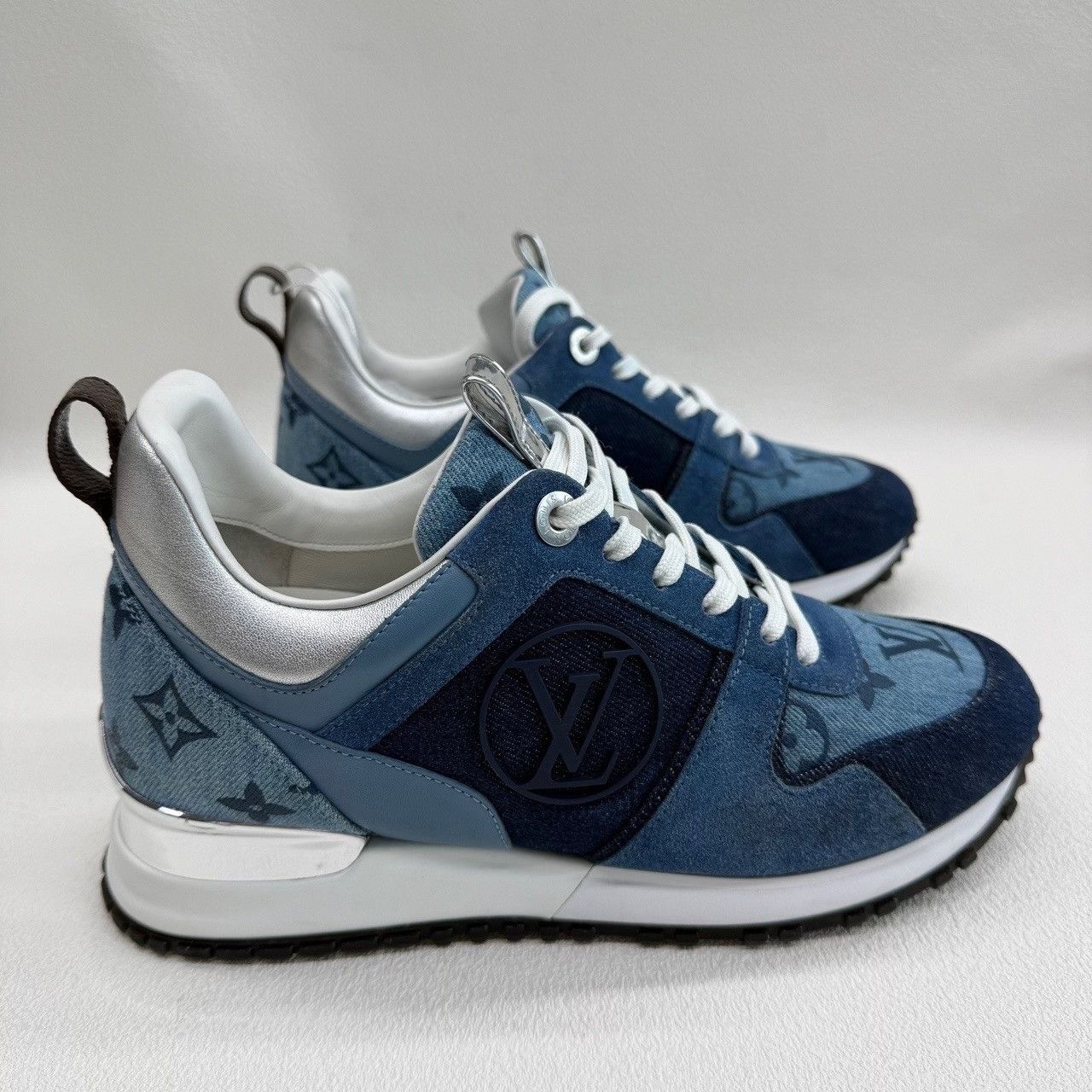 Louis Vuitton Louis Vuitton Run Away Denim Sneakers Size 36 Size US 6 / IT 36 - 5 Thumbnail