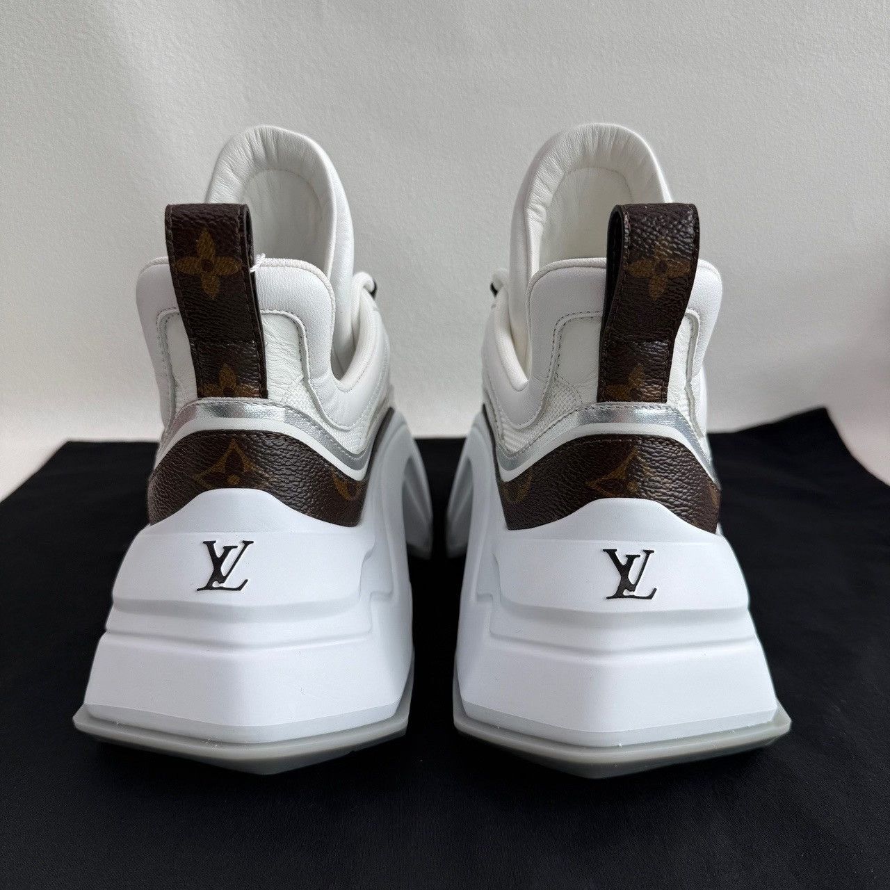 Louis Vuitton Louis Vuitton Archlight 2.0 Sneakers Size 35 Size US 5 / IT 35 - 6 Thumbnail