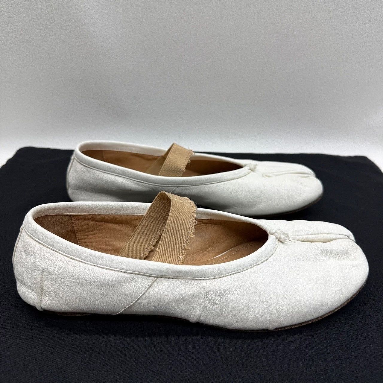 Maison Margiela Maison Margiela White Tabi Ballet Flats Size 40 Size US 10 / IT 40 - 4 Thumbnail
