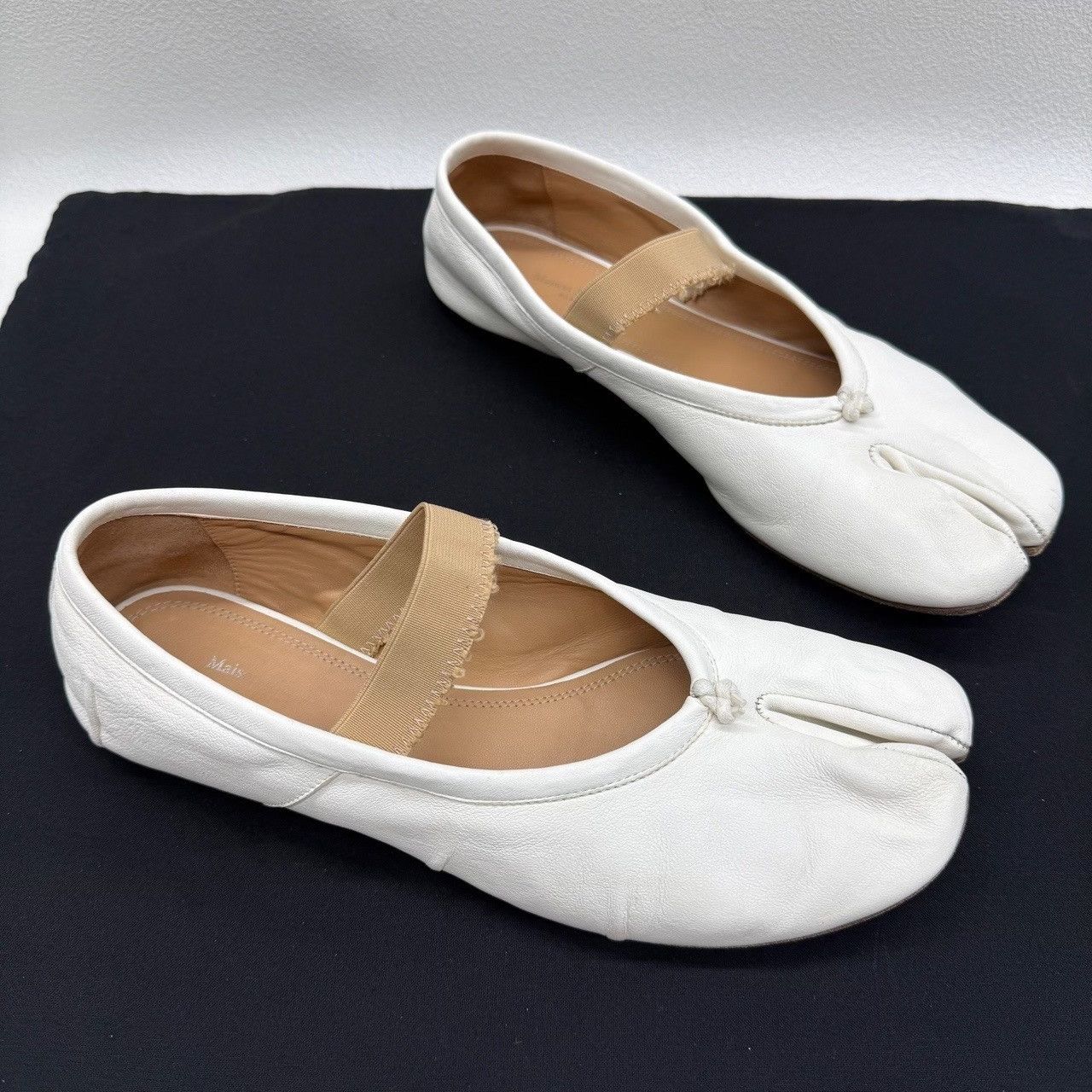 Maison Margiela Maison Margiela White Tabi Ballet Flats Size 40 Size US 10 / IT 40 - 3 Thumbnail