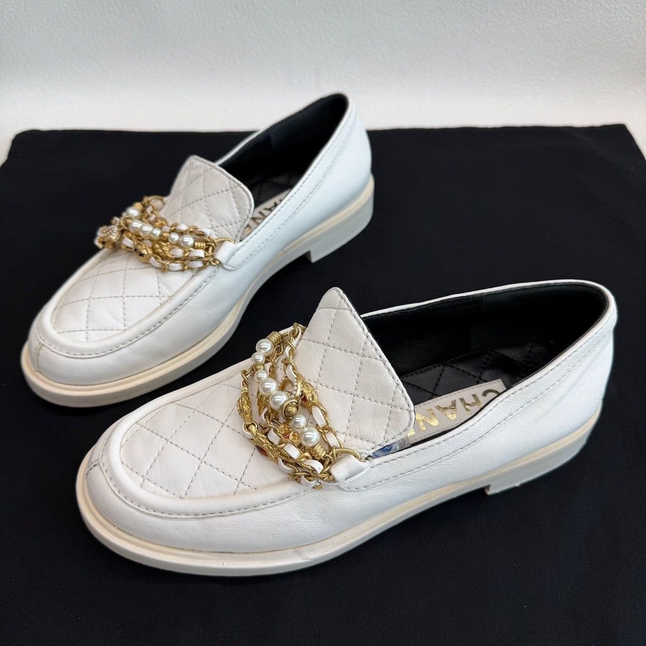 Chanel Chanel White Quilted Pearl Chain Loafers Size 36.5 Size US 5.5 / IT 35.5 - 2 Thumbnail