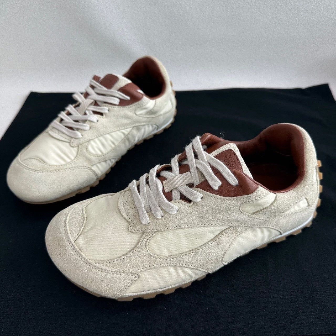 Bottega Veneta Bottega Veneta Orbit Low-Top Sneakers Size 36 Size US 6 / IT 36 - 2 Thumbnail