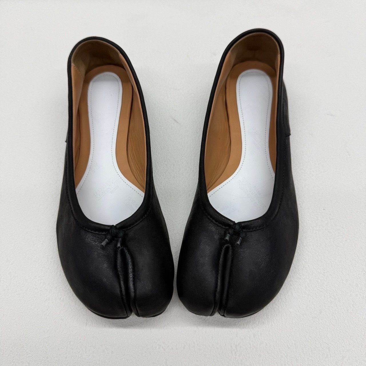 Maison Margiela Maison Margiela Black Tabi Ballet Flats Size 36 Size US 6 / IT 36 - 10 Thumbnail