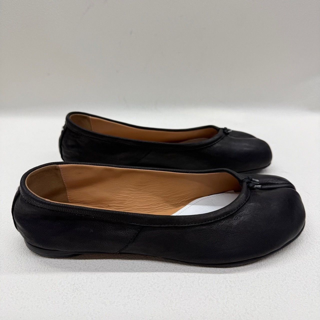 Maison Margiela Maison Margiela Black Tabi Ballet Flats Size 36 Size US 6 / IT 36 - 5 Thumbnail