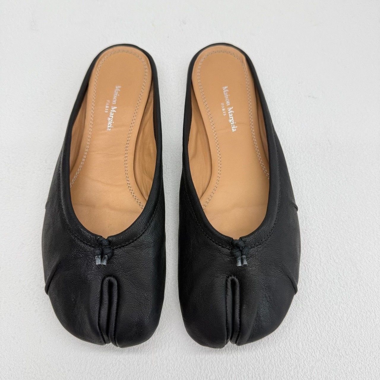 Maison Margiela Maison Margiela Black Leather Tabi Slides Size 35.5 Size US 5.5 / IT 35.5 - 3 Thumbnail