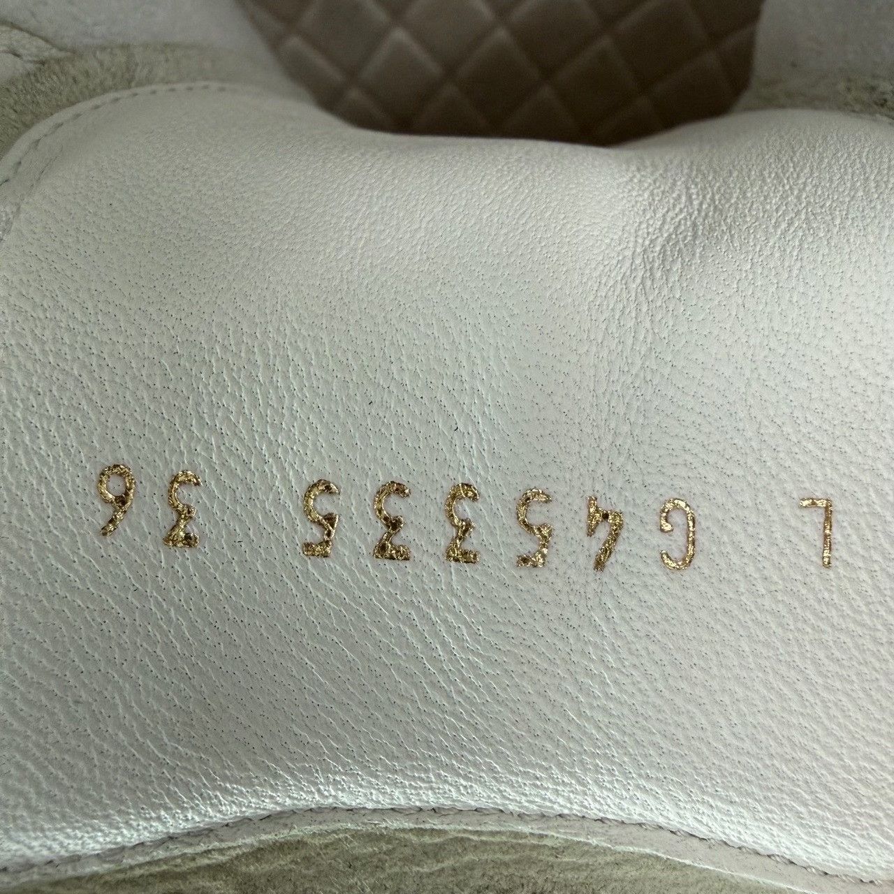 Chanel Chanel Quilted Low-Top Sneakers Size 36 Size US 6 / IT 36 - 7 Thumbnail
