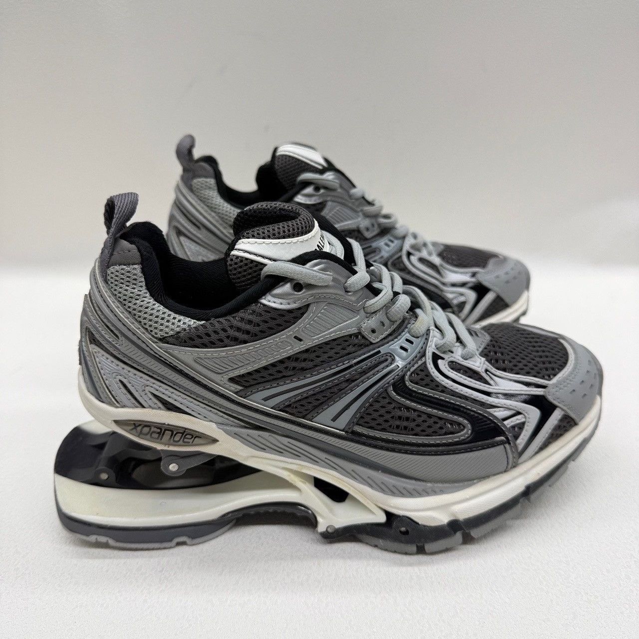 Balenciaga Balenciaga Mesh Low-Top Sneakers Size 36 Size US 6 / IT 36 - 5 Thumbnail