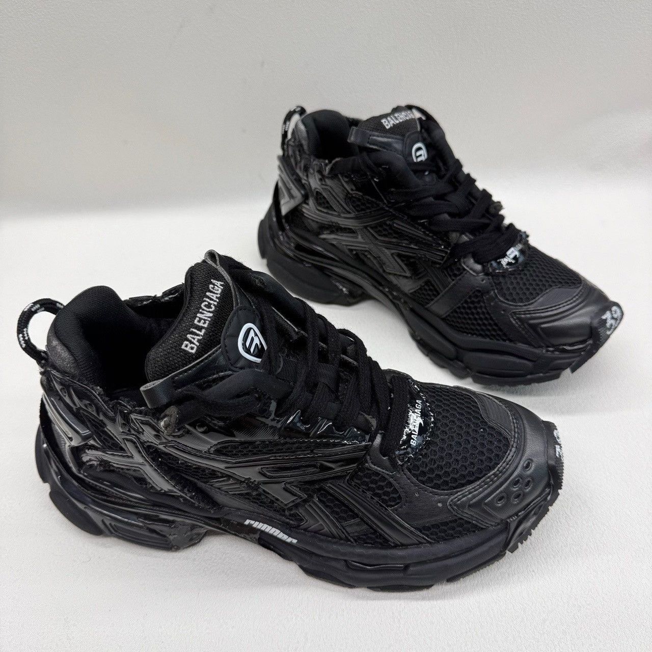 Balenciaga Balenciaga Runner Sneakers Black Size 6 Size US 6 / EU 39 - 4 Thumbnail