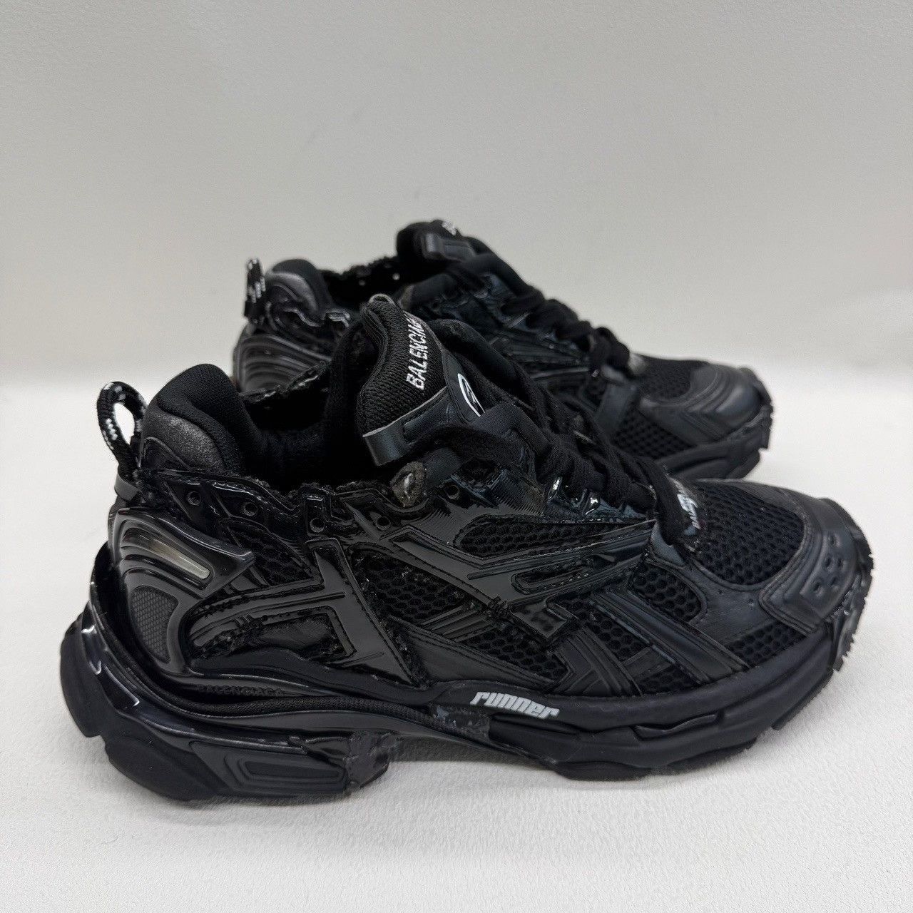 Balenciaga Balenciaga Runner Sneakers Black Size 6 Size US 6 / EU 39 - 5 Thumbnail