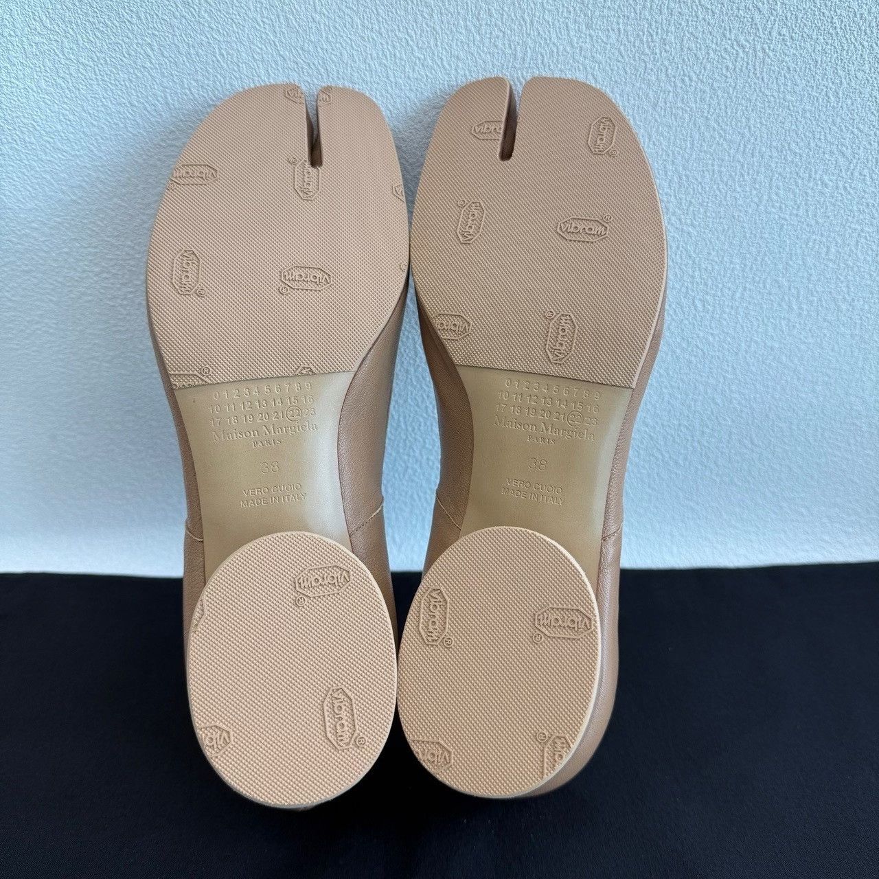 Maison Margiela Maison Margiela Tabi Pumps Size 38 Size US 8 / IT 38 - 8 Thumbnail
