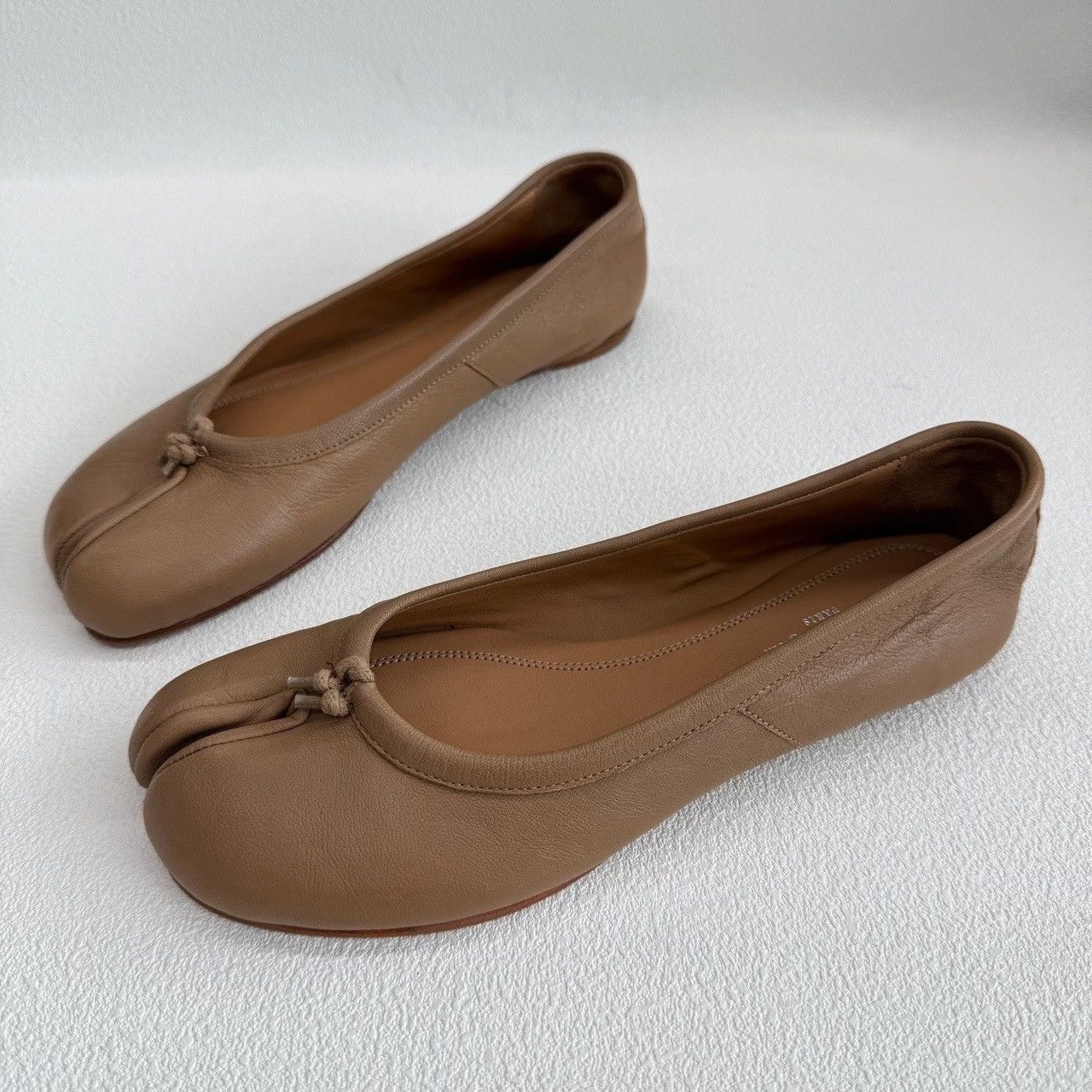 Maison Margiela Maison Margiela Tabi Ballet Flats Size 35.5 Size US 5.5 / IT 35.5 - 2 Thumbnail