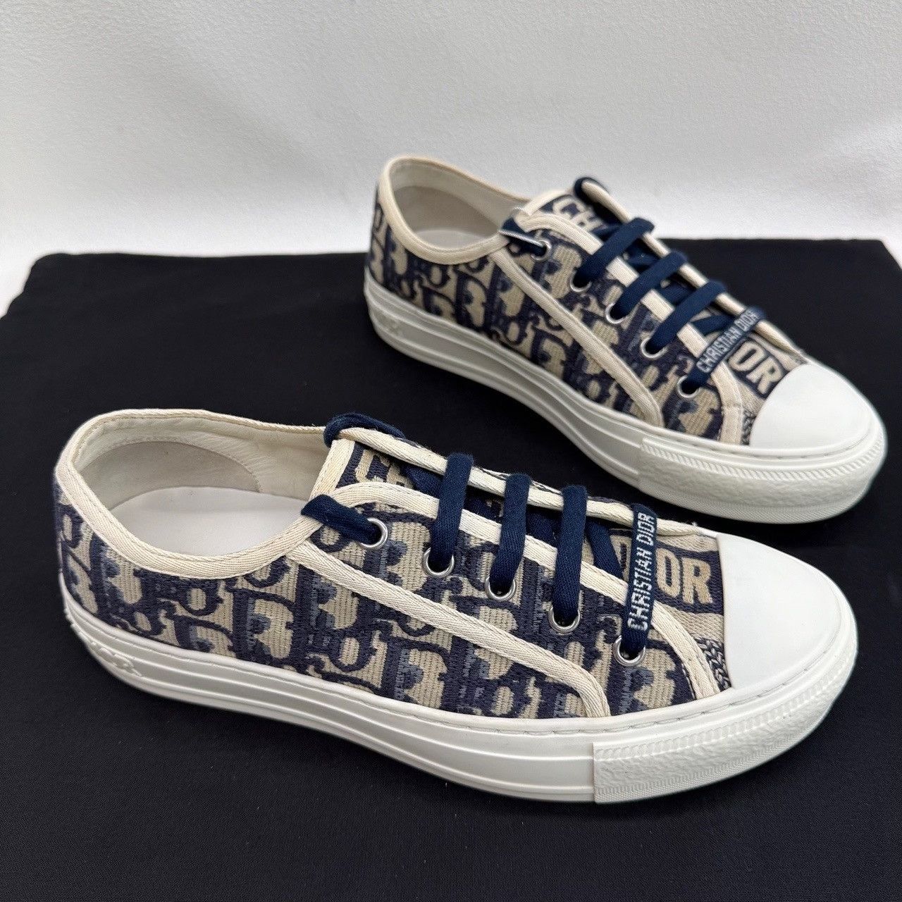Dior Dior Oblique Low-Top Sneakers Size 37.5 Size US 7.5 / IT 37.5 - 4 Thumbnail
