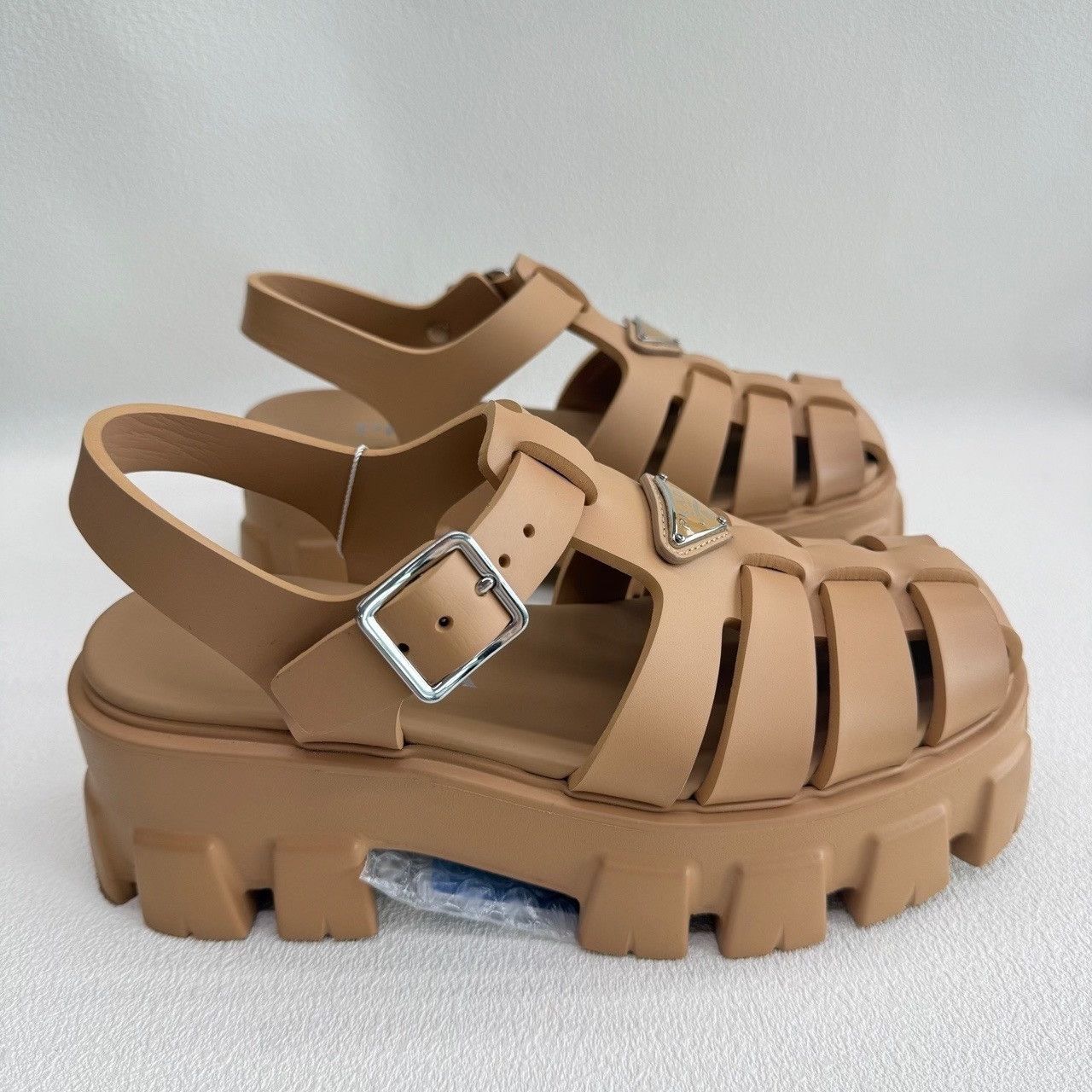 Prada Prada Monolith Rubber Sandals Size 36 Size US 6 / IT 36 - 5 Thumbnail