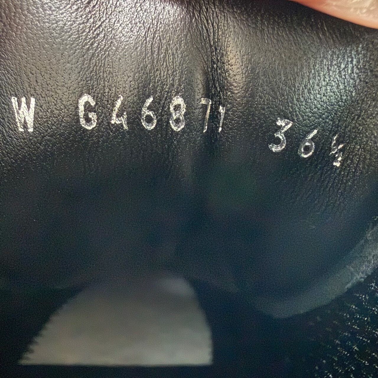 Chanel Chanel CC Logo Heeled Sneakers Size 36.5 Size US 5.5 / IT 35.5 - 8 Thumbnail