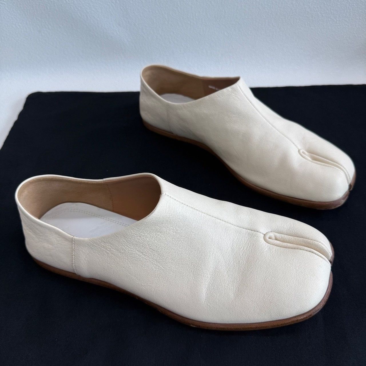 Maison Margiela Maison Margiela Tabi Leather Slip On Mules Size 39 Size US 9 / IT 39 - 4 Thumbnail