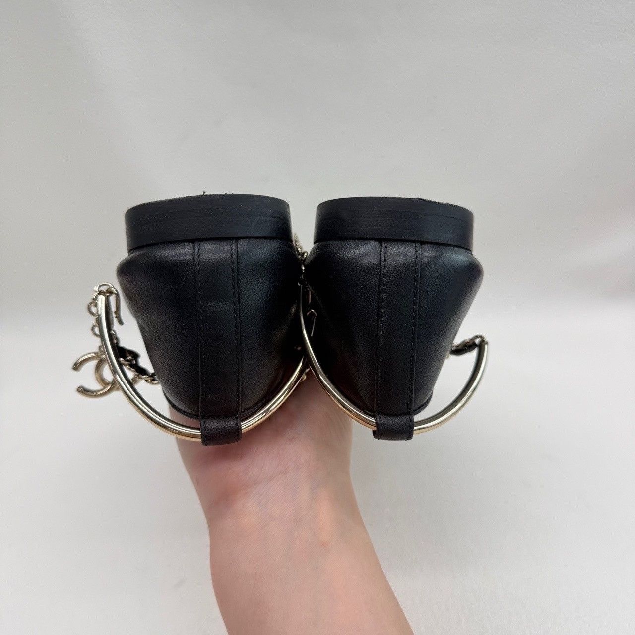 Chanel Chanel Chain Detail Ballet Flats Size 36.5 Size US 6.5 / IT 36.5 - 9 Thumbnail