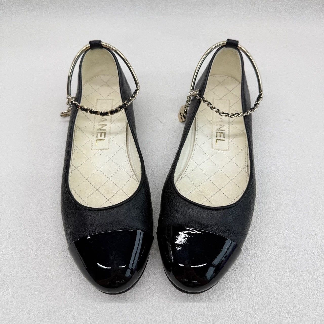 Chanel Chanel Chain Detail Ballet Flats Size 36.5 Size US 6.5 / IT 36.5 - 8 Thumbnail