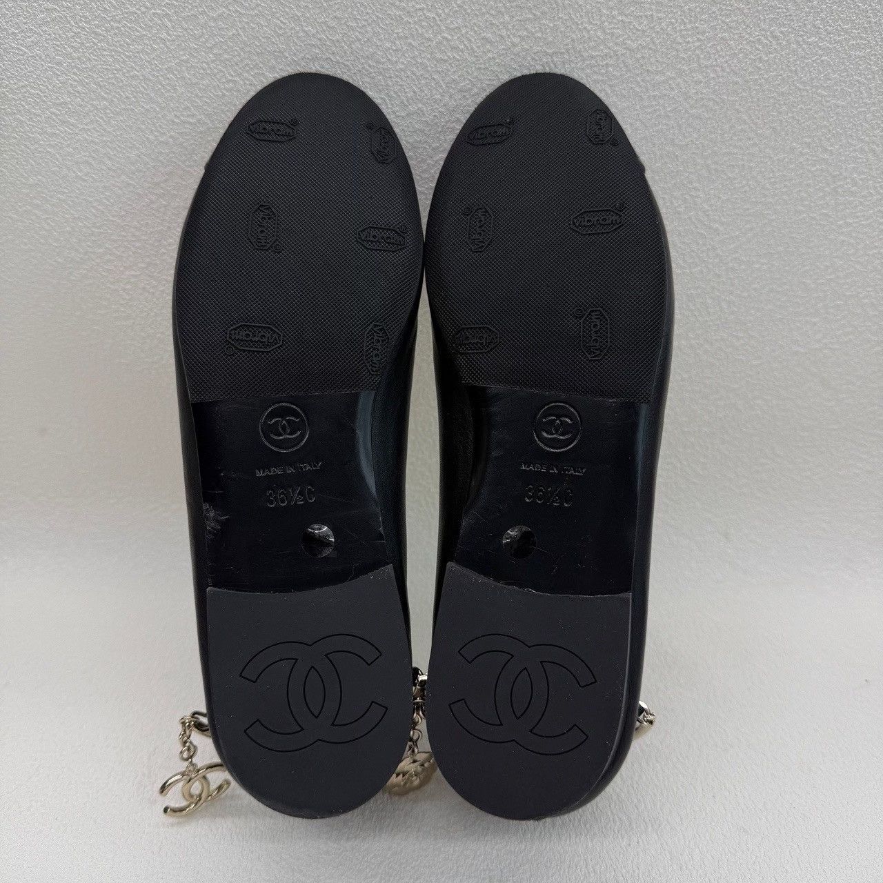 Chanel Chanel Chain Detail Ballet Flats Size 36.5 Size US 6.5 / IT 36.5 - 10 Thumbnail