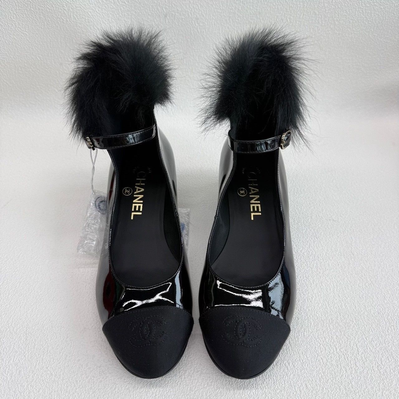 Chanel Chanel Fur Trim Patent Mary Jane Heels Size 36 Size US 6 / IT 36 - 10 Thumbnail