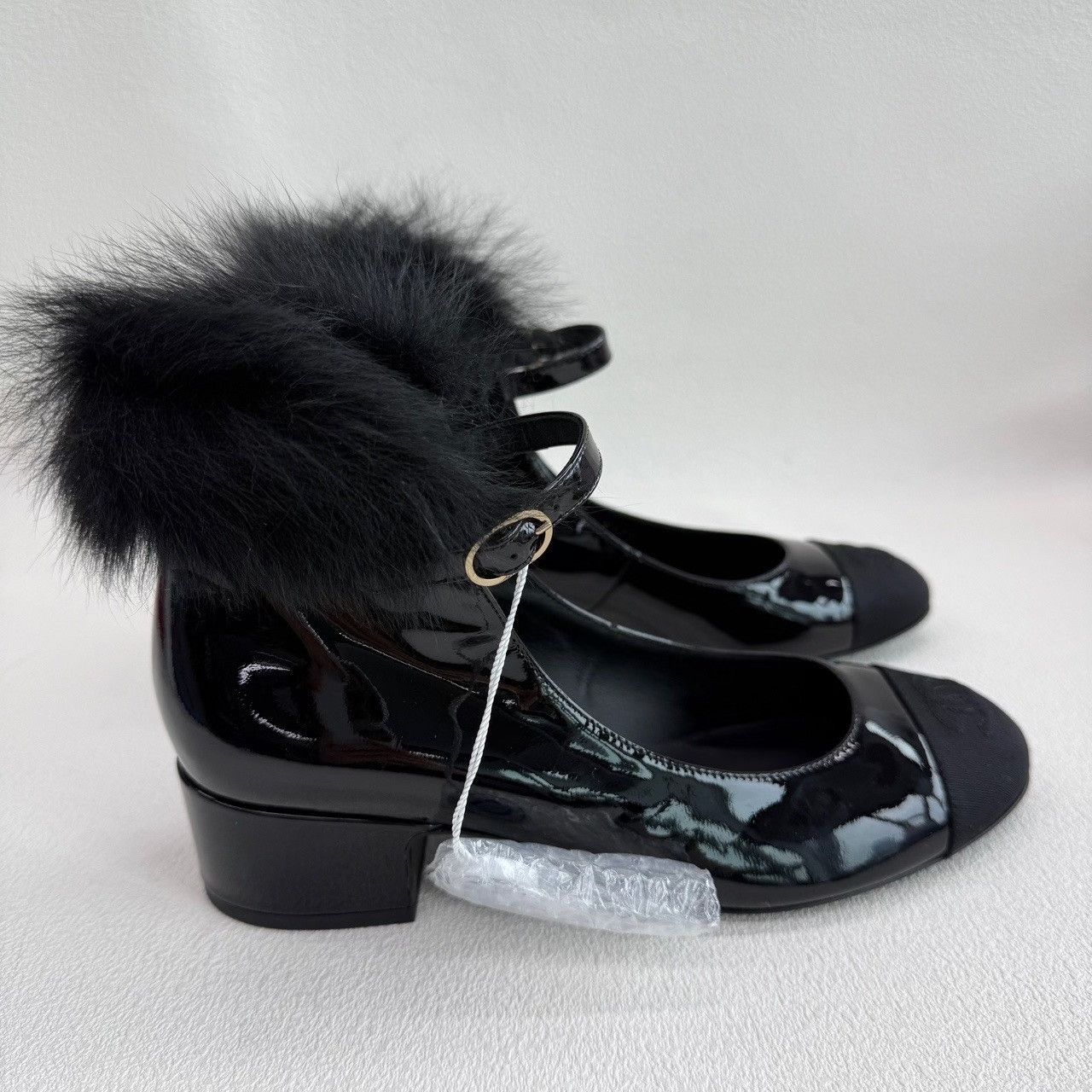 Chanel Chanel Fur Trim Patent Mary Jane Heels Size 36 Size US 6 / IT 36 - 5 Thumbnail