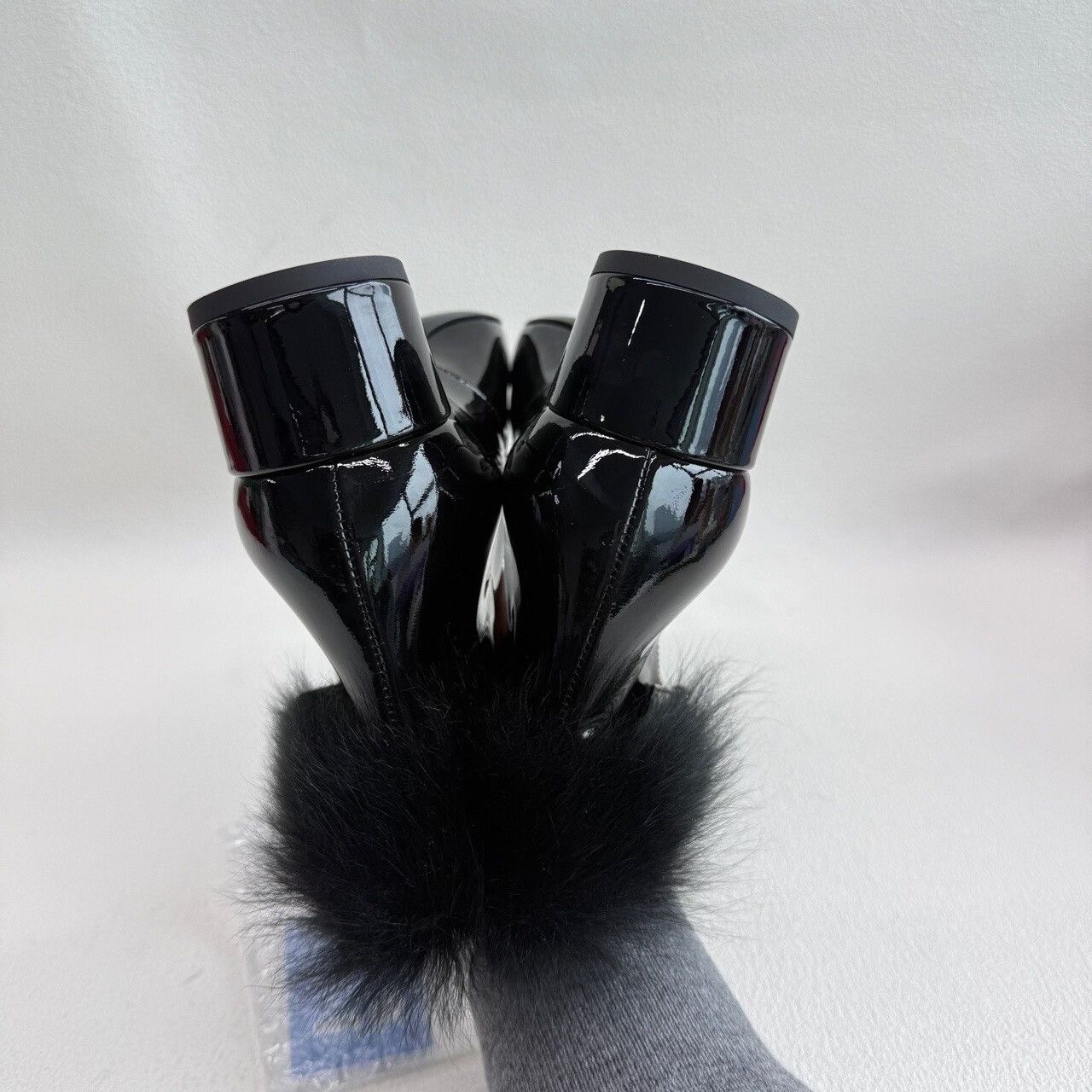 Chanel Chanel Fur Trim Patent Mary Jane Heels Size 36 Size US 6 / IT 36 - 7 Thumbnail
