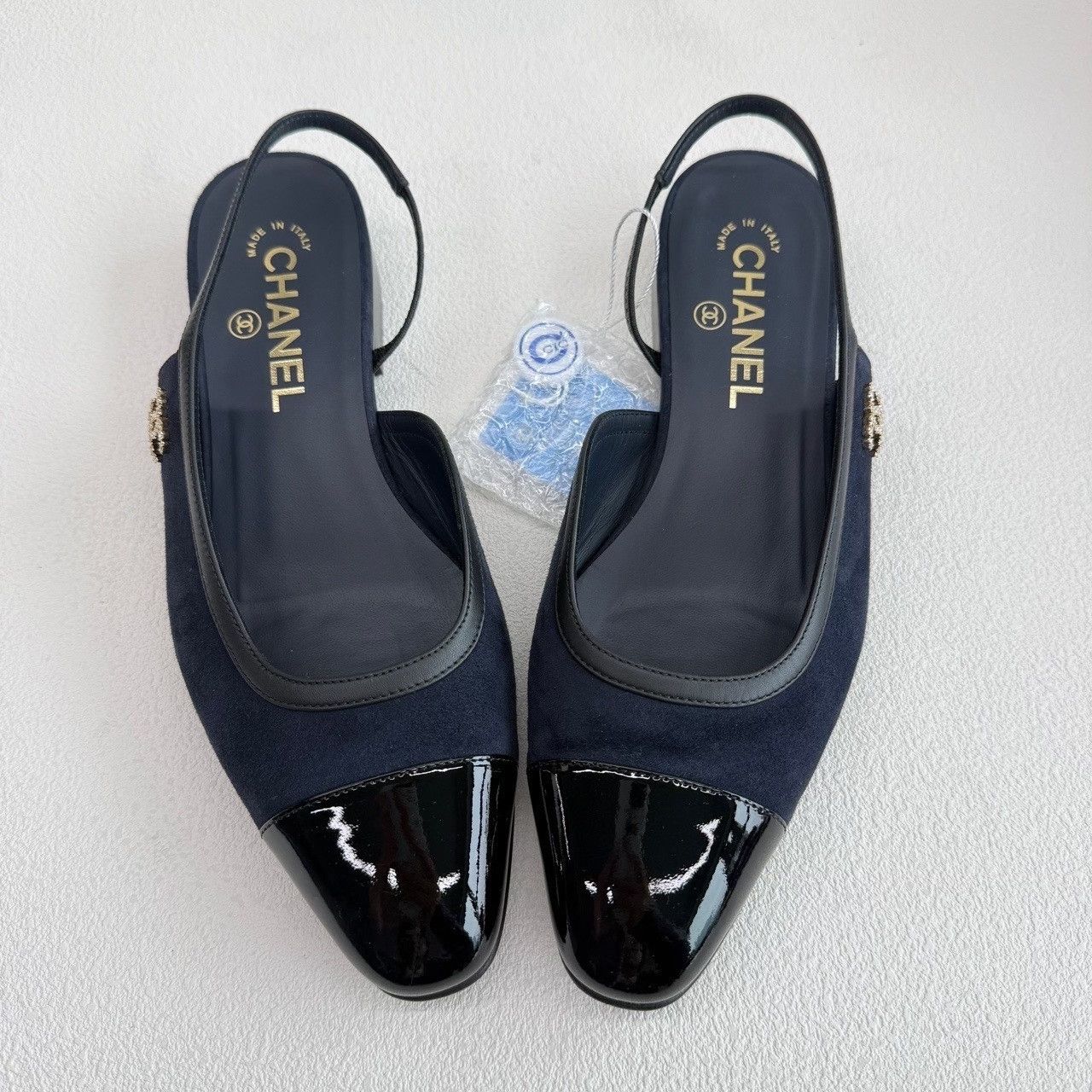 Chanel Chanel Suede Slingback Flats Size 38 Size US 8 / IT 38 - 10 Thumbnail