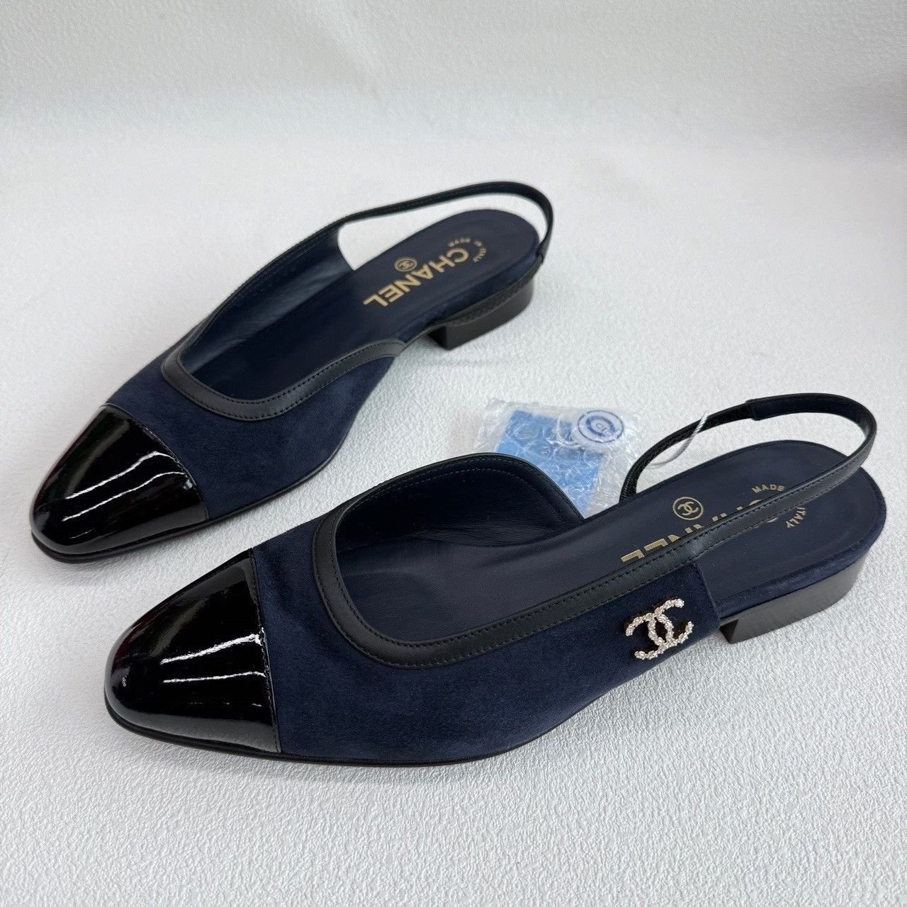 Chanel Chanel Suede Slingback Flats Size 38 Size US 8 / IT 38 - 2 Thumbnail